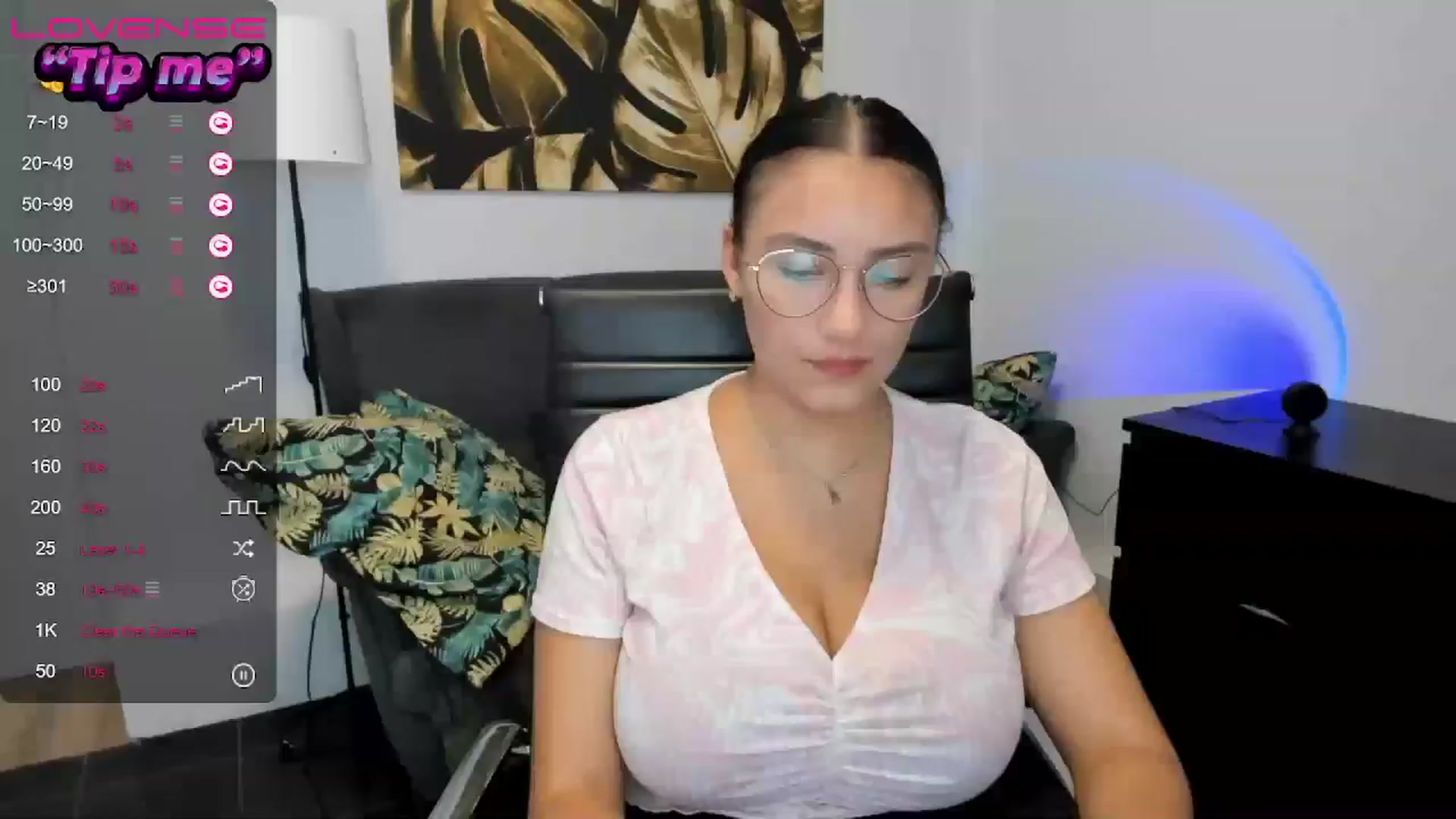 Gallery image thumbnail from SunfLowerr's myfreecams stream on, 08/17/2024, 12:42 image 20 of 20