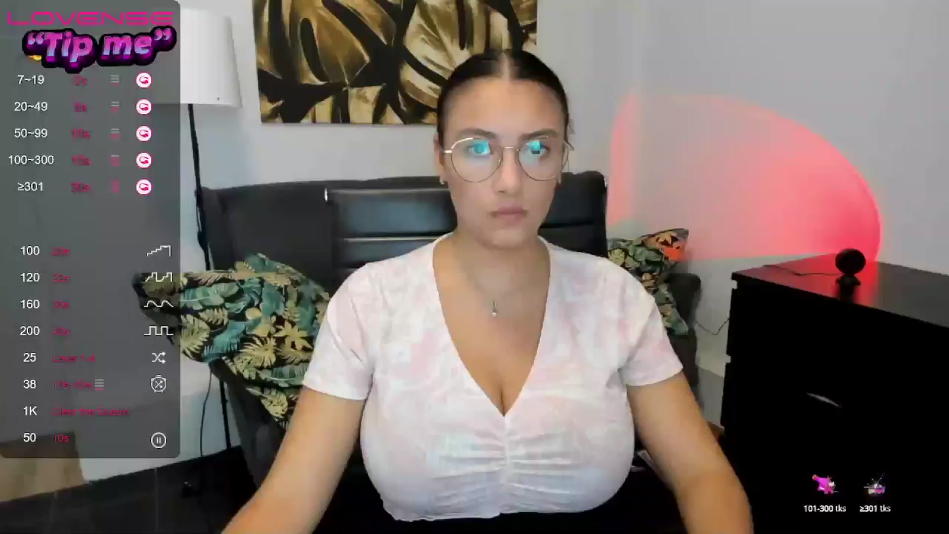 Gallery image thumbnail from SunfLowerr's myfreecams stream on, 08/17/2024, 13:27 image 15 of 20