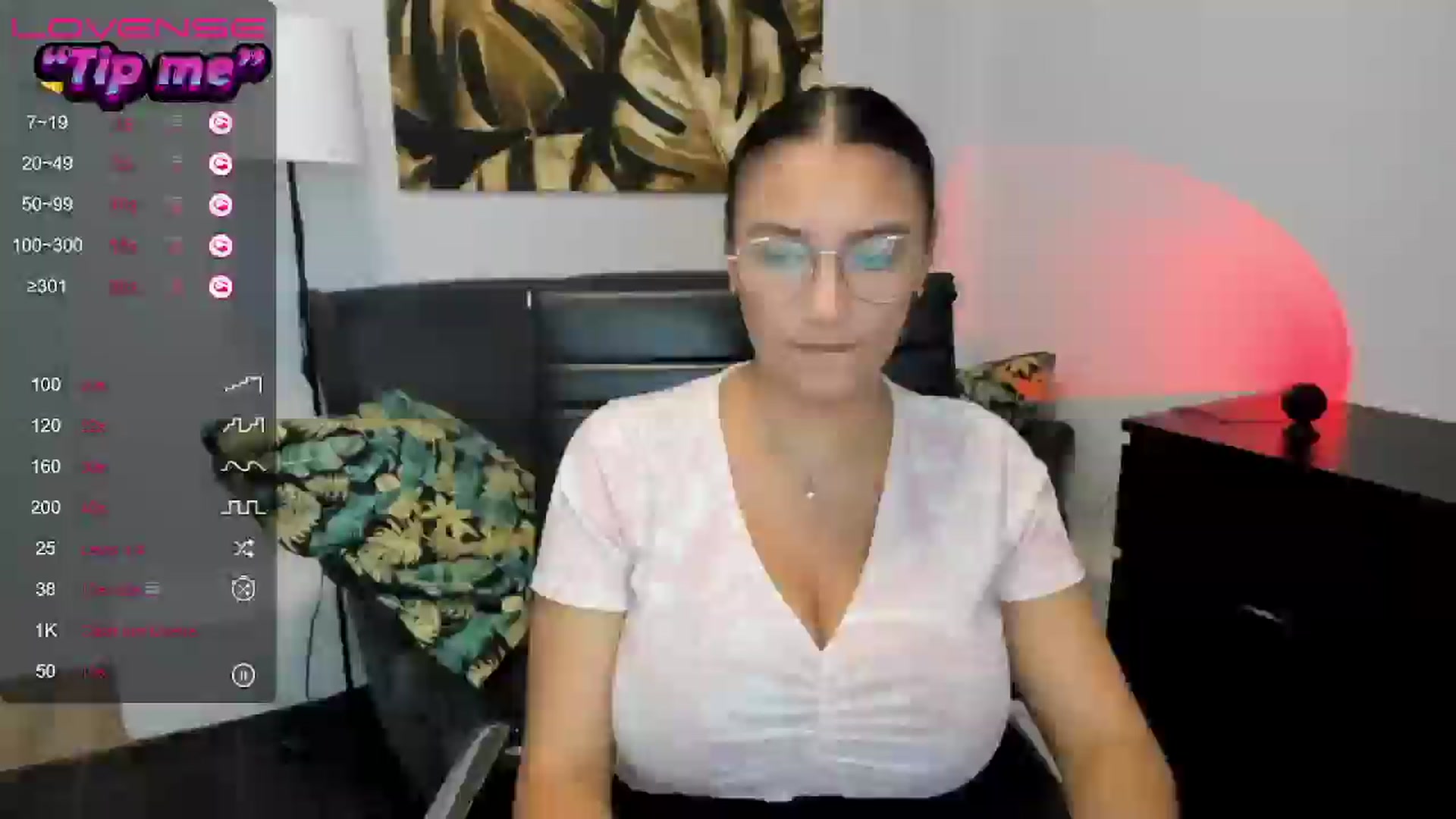Gallery image thumbnail from SunfLowerr's myfreecams stream on, 08/17/2024, 13:27 image 20 of 20