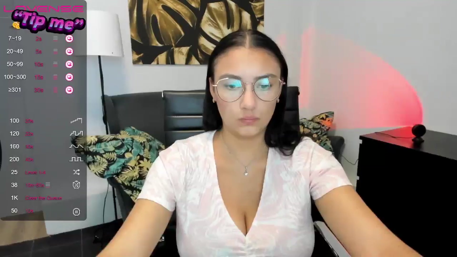Gallery image thumbnail from SunfLowerr's myfreecams stream on, 08/17/2024, 17:36 image 10 of 20