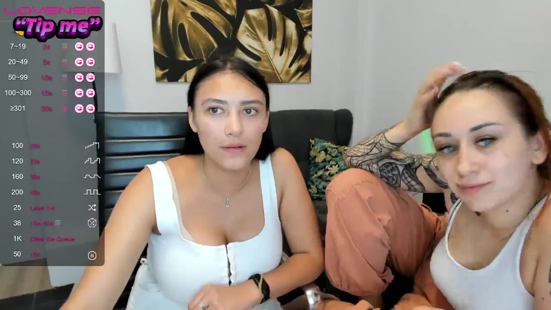 Gallery image thumbnail from SunfLowerr's myfreecams stream on, 08/18/2024, 19:54 image 2 of 20