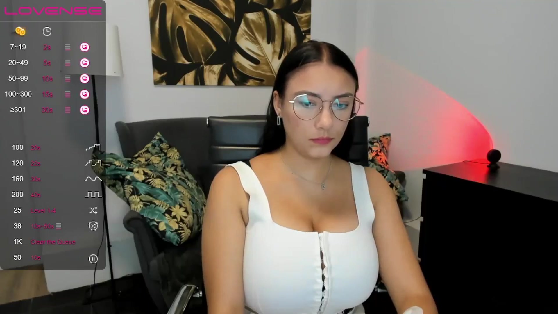 Gallery image thumbnail from SunfLowerr's myfreecams stream on, 08/21/2024, 13:28 image 4 of 20