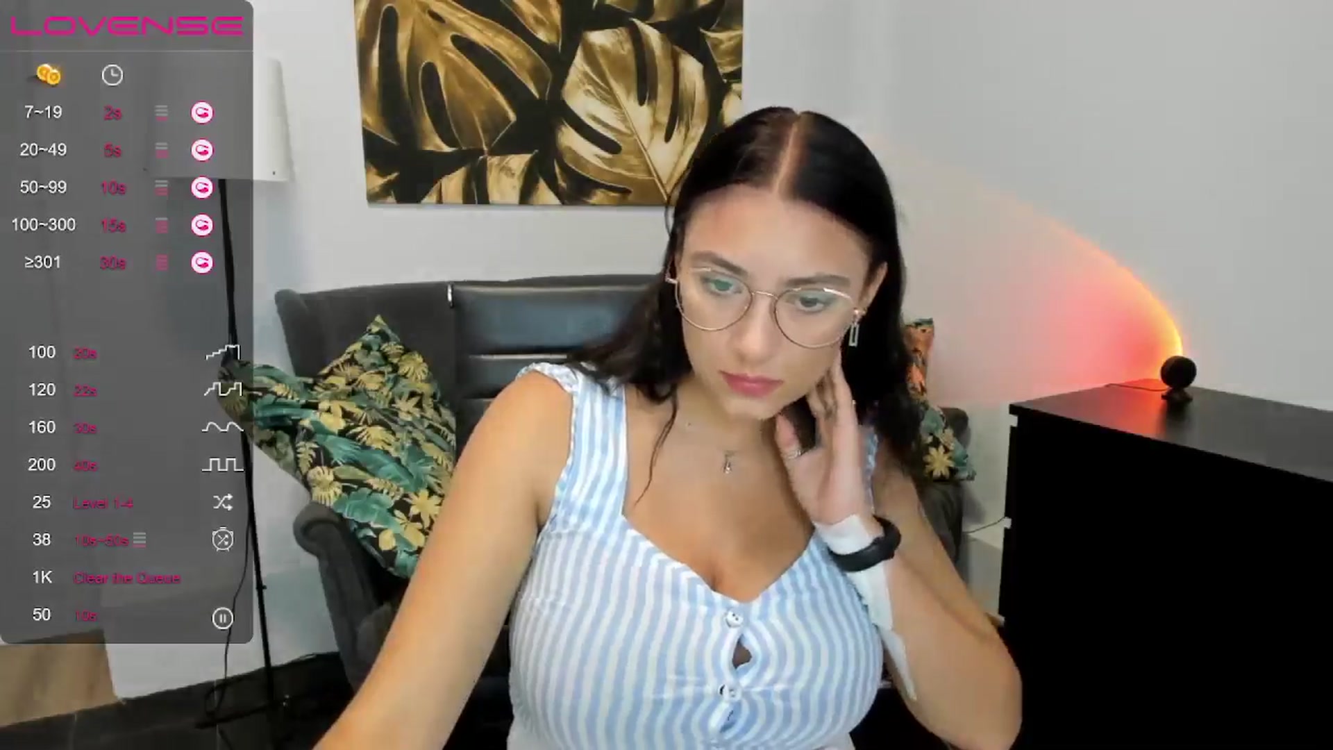 Gallery image thumbnail from SunfLowerr's myfreecams stream on, 08/21/2024, 13:57 image 3 of 20