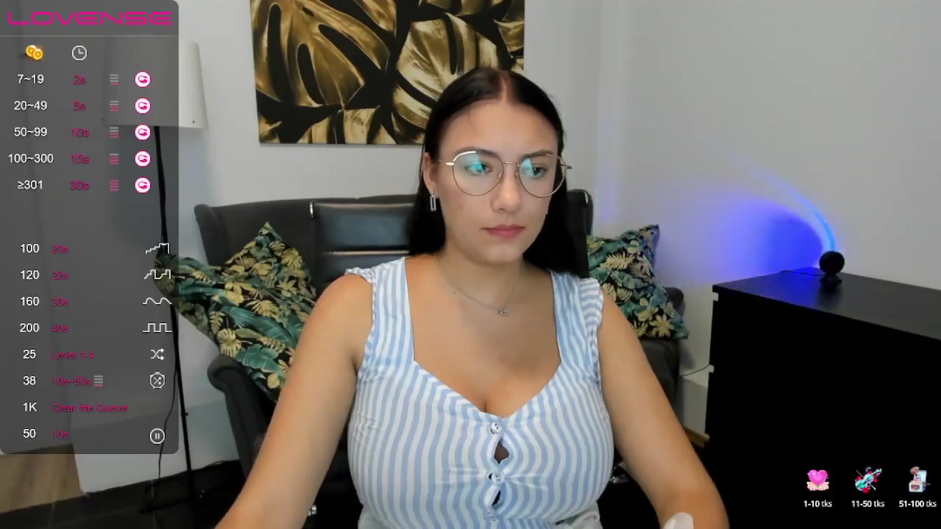 Gallery image thumbnail from SunfLowerr's myfreecams stream on, 08/21/2024, 13:57 image 20 of 20