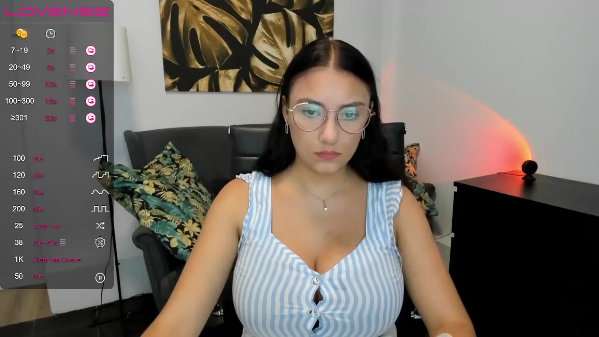 Gallery image thumbnail from SunfLowerr's myfreecams stream on, 08/21/2024, 13:57 image 12 of 20