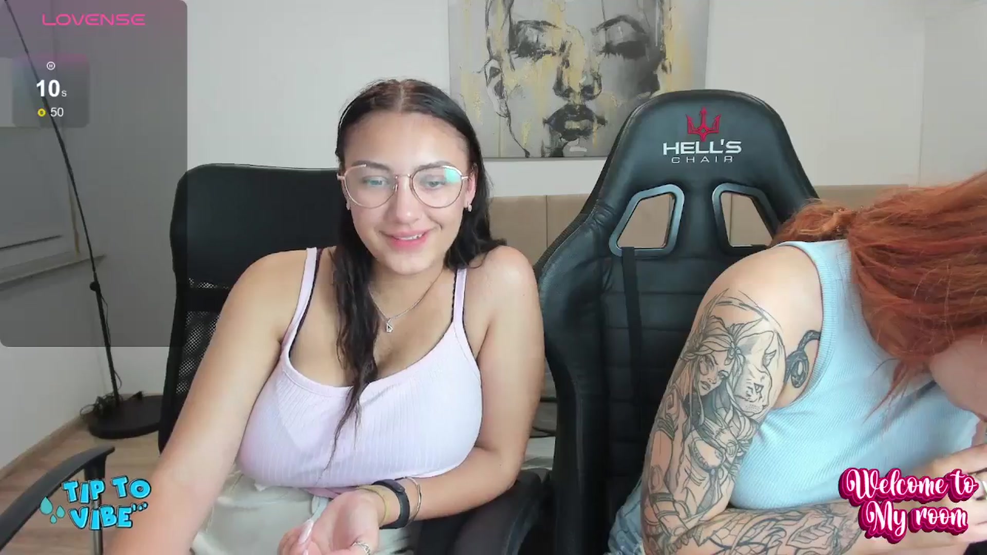 Gallery image thumbnail from SunfLowerr's myfreecams stream on, 08/29/2024, 20:01 image 4 of 20