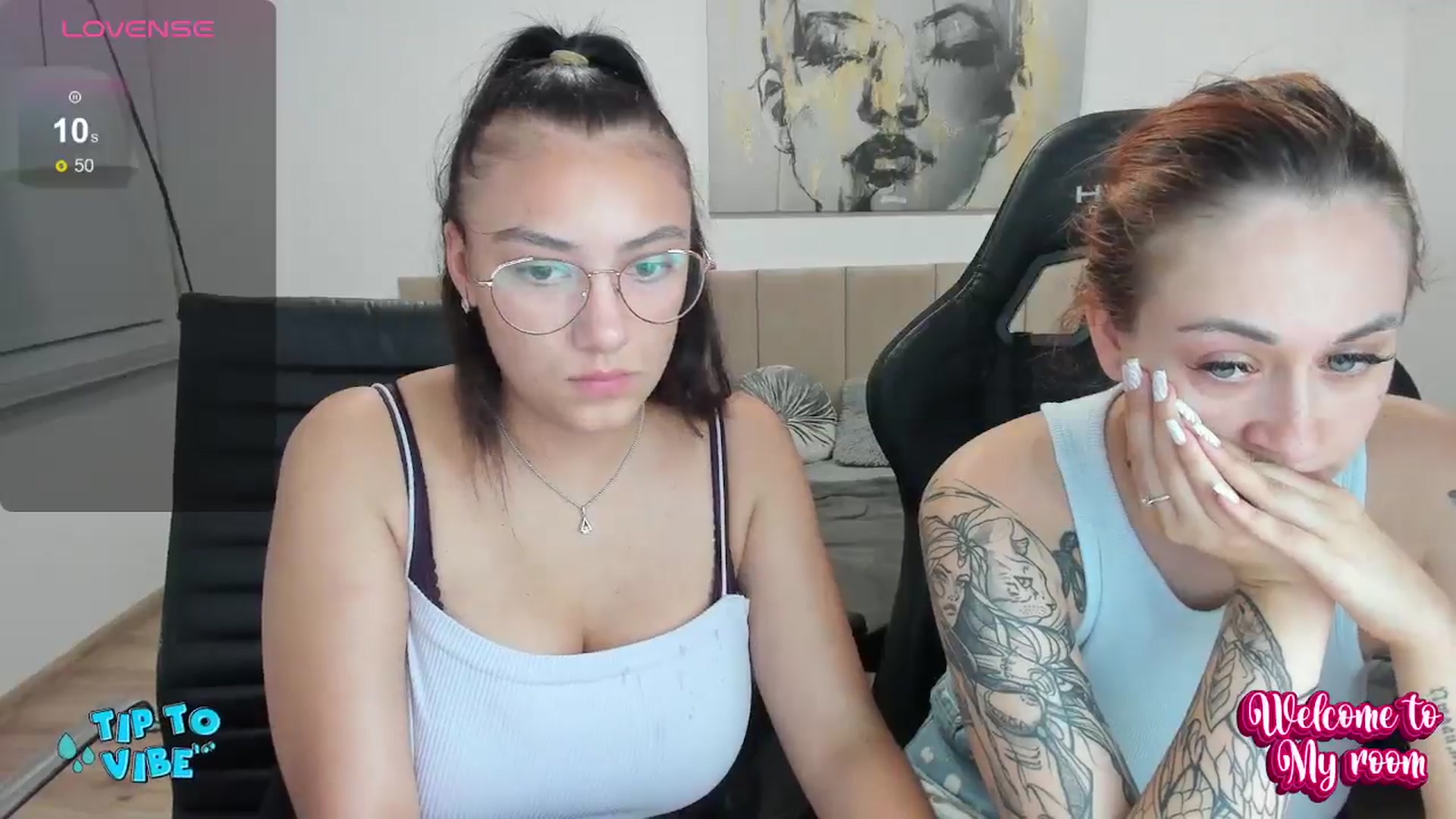 Gallery image thumbnail from SunfLowerr's myfreecams stream on, 08/30/2024, 20:01 image 10 of 20