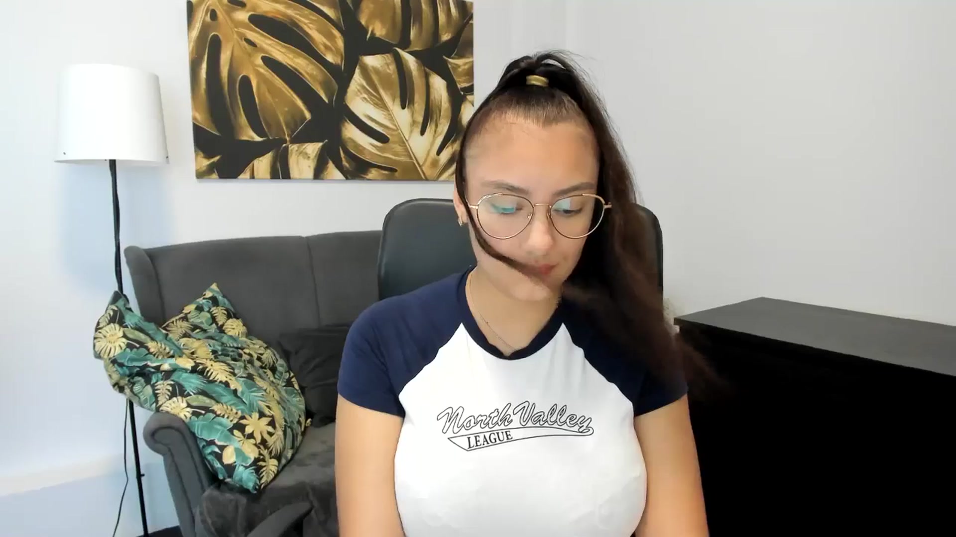 Gallery image thumbnail from SunfLowerr's myfreecams stream on, 08/31/2024, 14:01 image 20 of 20