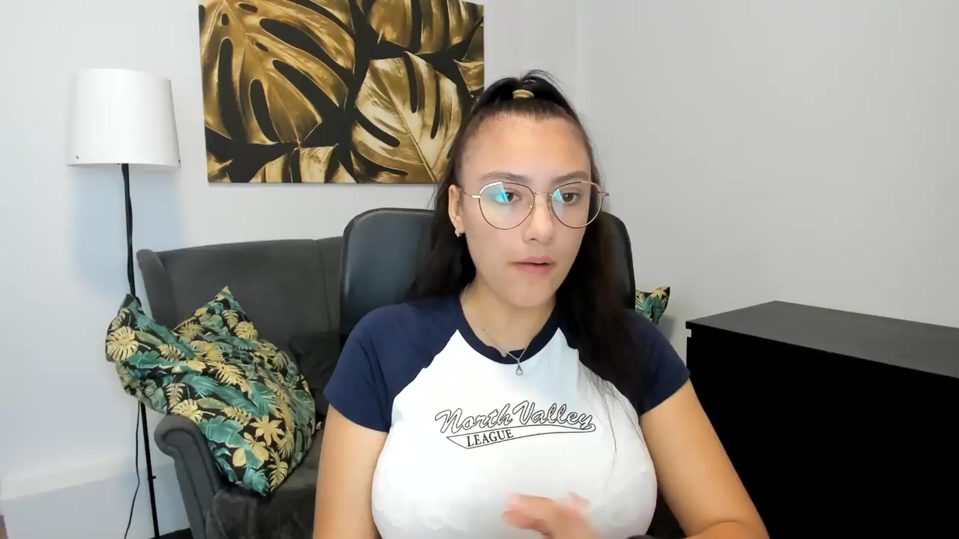 Gallery image thumbnail from SunfLowerr's myfreecams stream on, 08/31/2024, 14:58 image 1 of 20