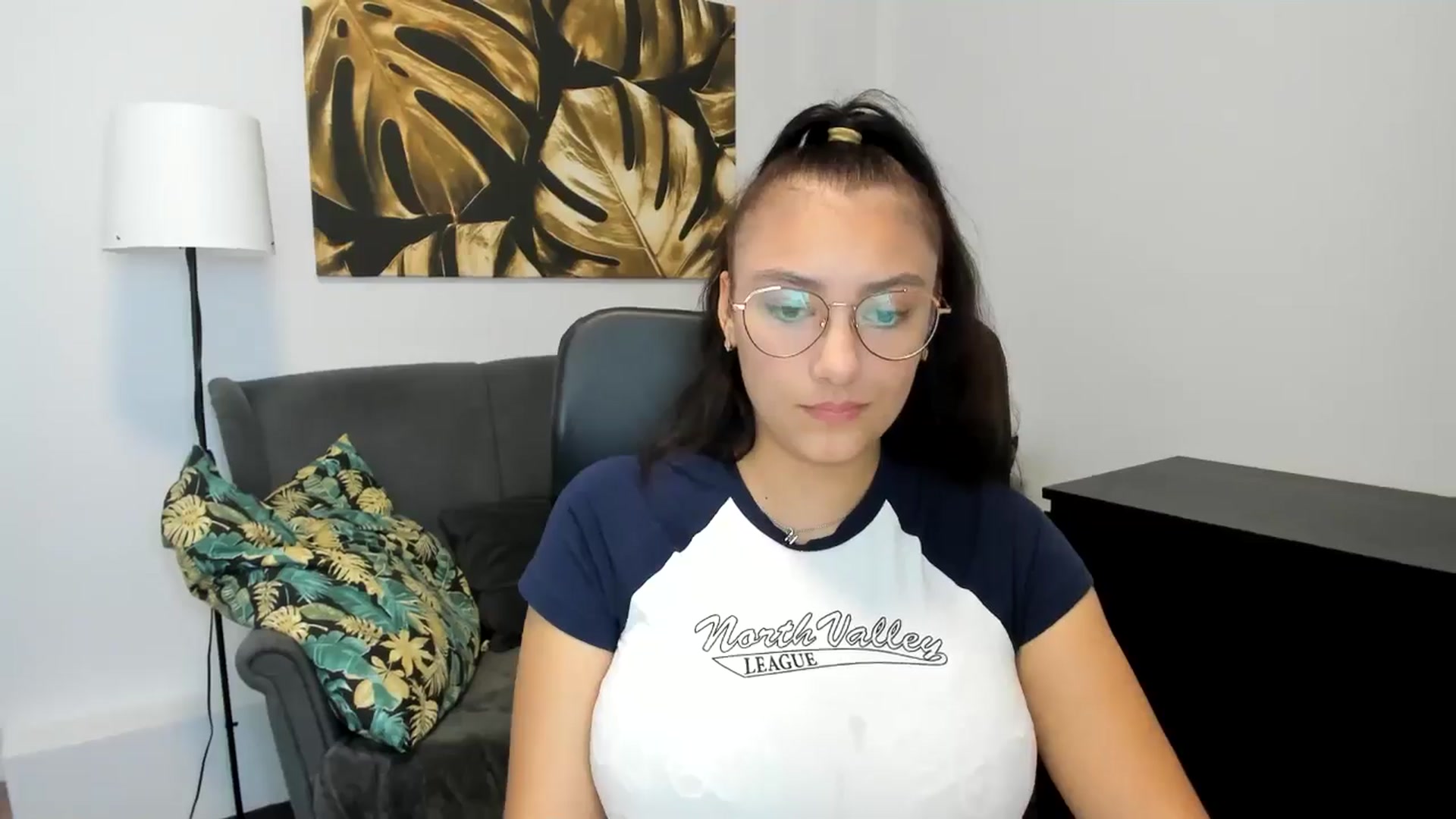 Gallery image thumbnail from SunfLowerr's myfreecams stream on, 08/31/2024, 14:58 image 8 of 20