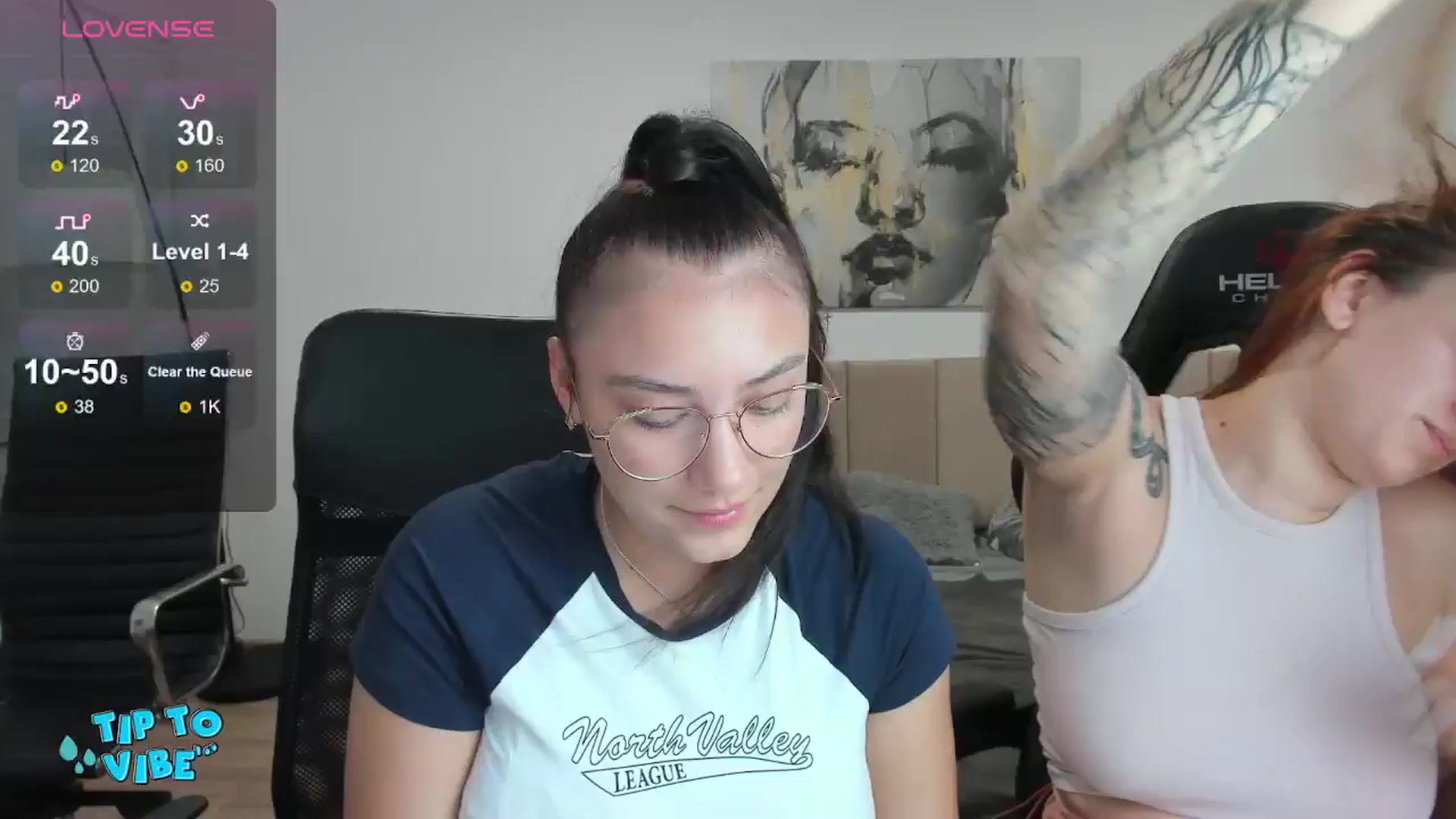 Gallery image thumbnail from SunfLowerr's myfreecams stream on, 08/31/2024, 19:24 image 12 of 20