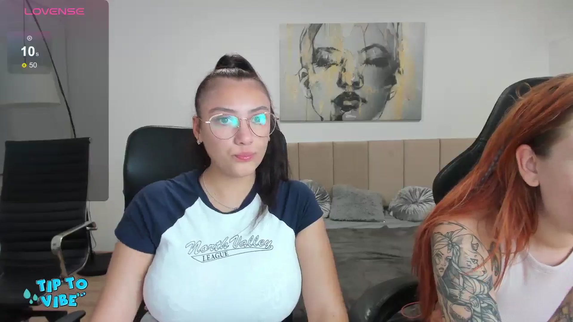 Gallery image thumbnail from SunfLowerr's myfreecams stream on, 08/31/2024, 19:24 image 15 of 20