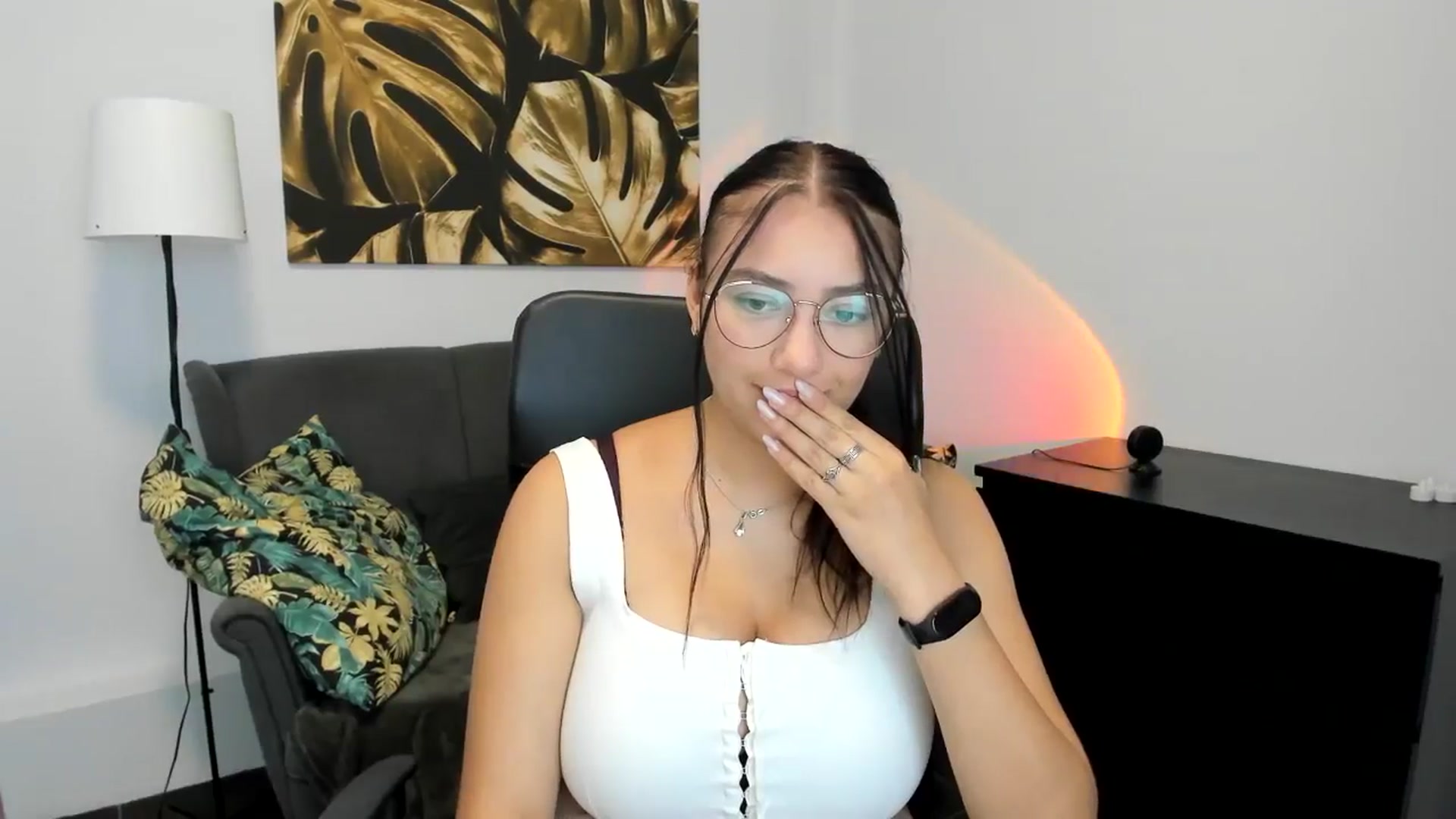 Gallery image thumbnail from SunfLowerr's myfreecams stream on, 09/02/2024, 14:06 image 13 of 20