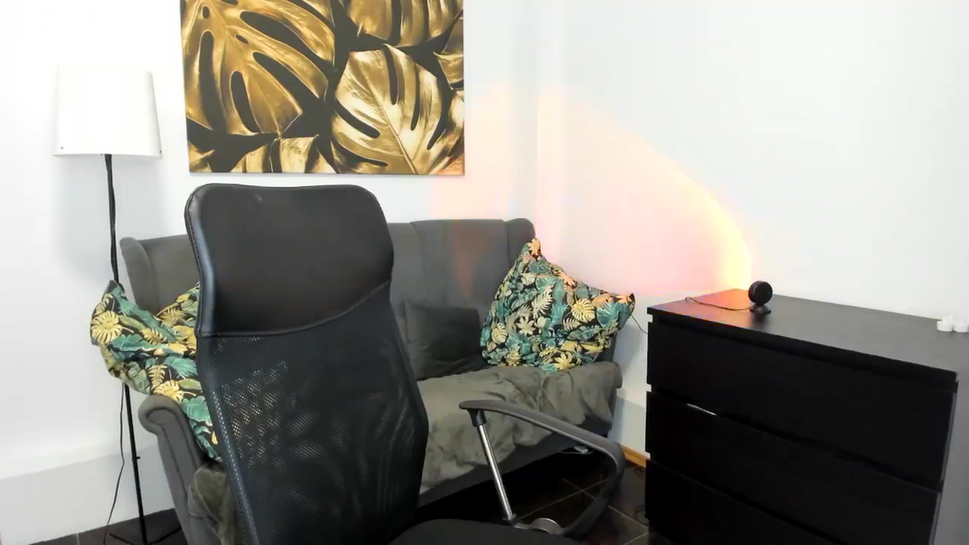 Gallery image thumbnail from SunfLowerr's myfreecams stream on, 09/02/2024, 17:53 image 15 of 20