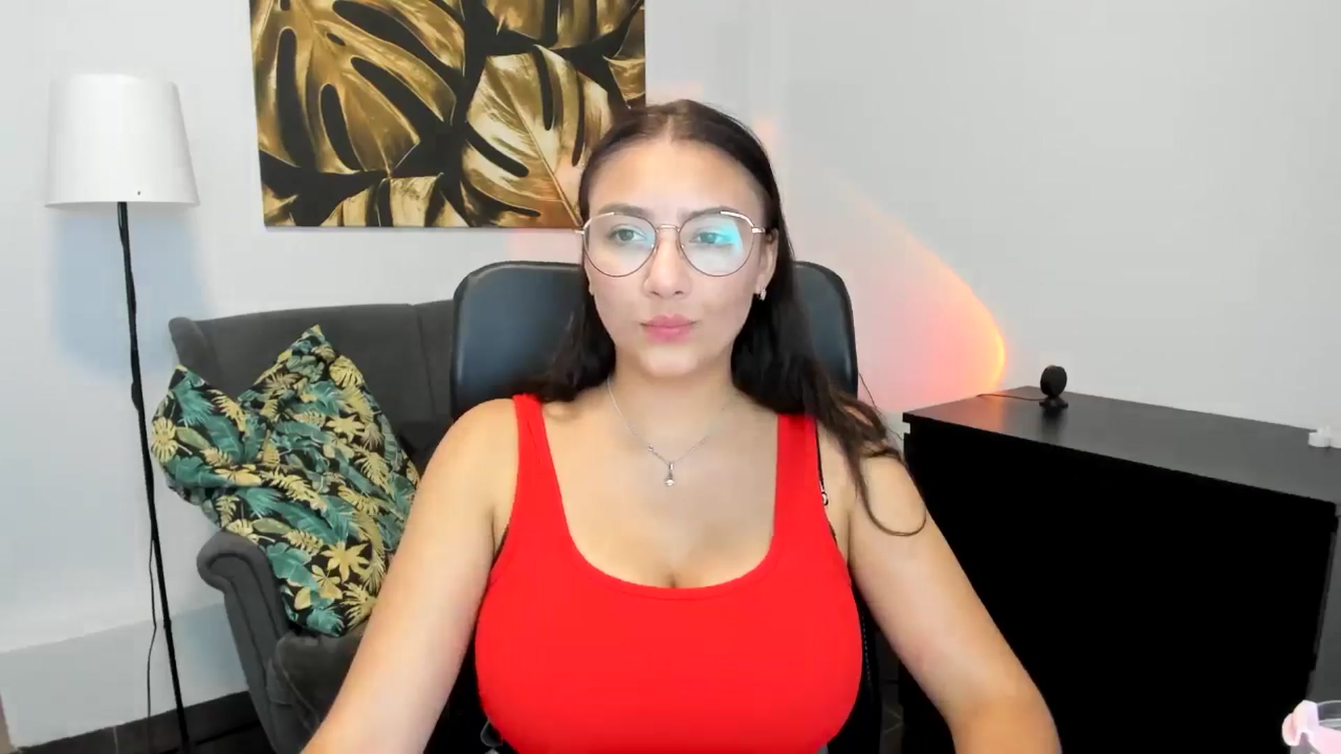 Gallery image thumbnail from SunfLowerr's myfreecams stream on, 09/07/2024, 13:29 image 7 of 20