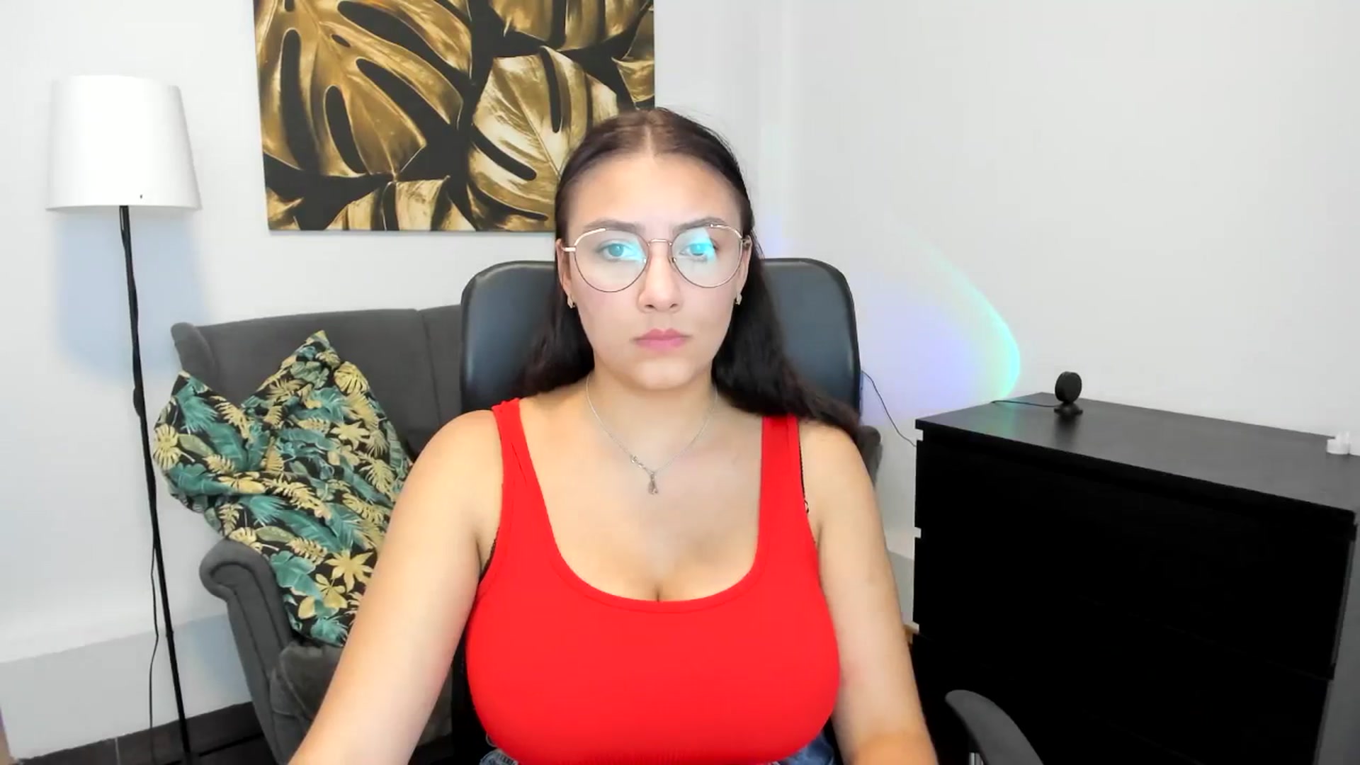 Gallery image thumbnail from SunfLowerr's myfreecams stream on, 09/07/2024, 13:29 image 2 of 20
