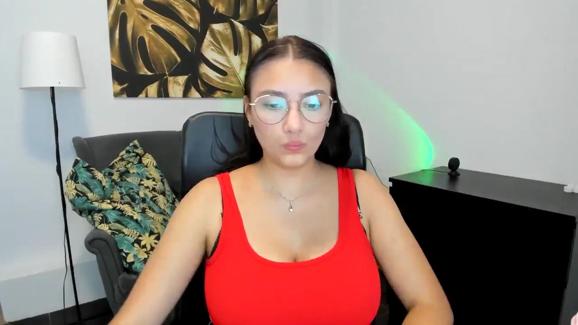 Gallery image thumbnail from SunfLowerr's myfreecams stream on, 09/07/2024, 13:29 image 14 of 20