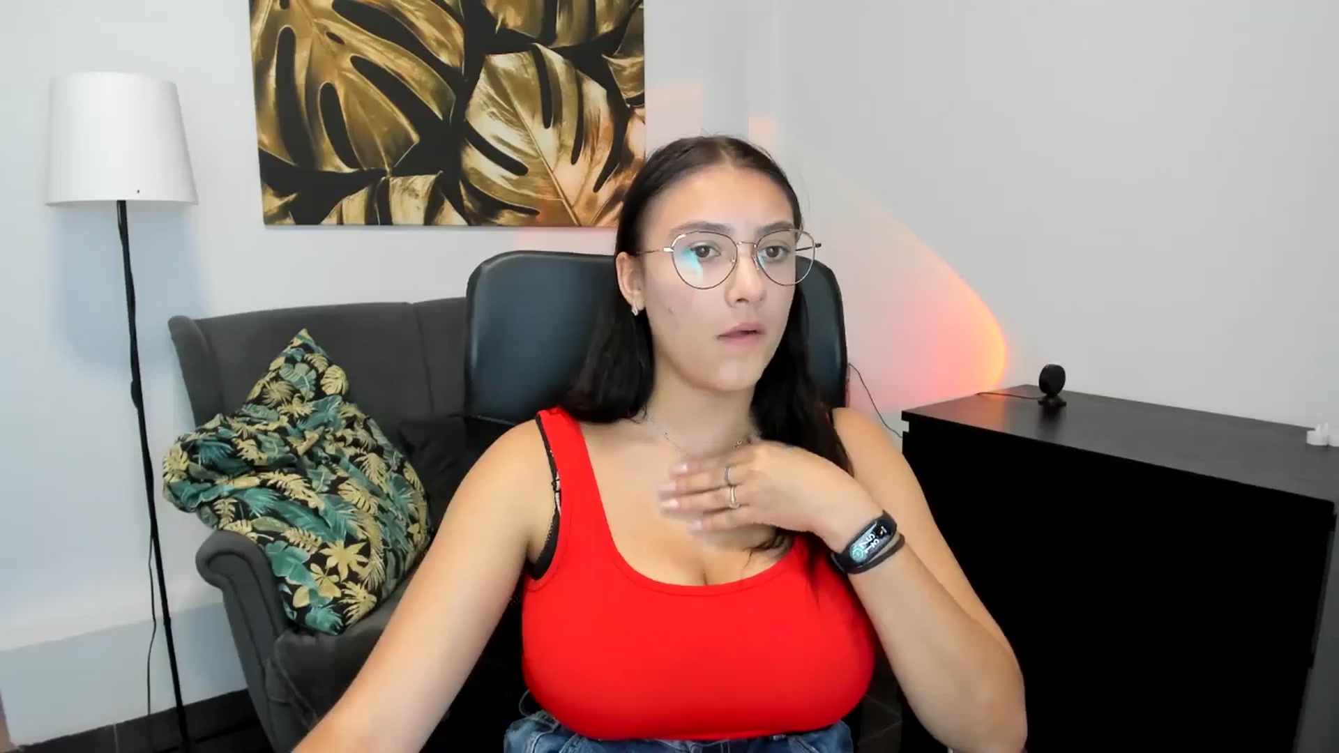 Gallery image thumbnail from SunfLowerr's myfreecams stream on, 09/07/2024, 16:00 image 6 of 20