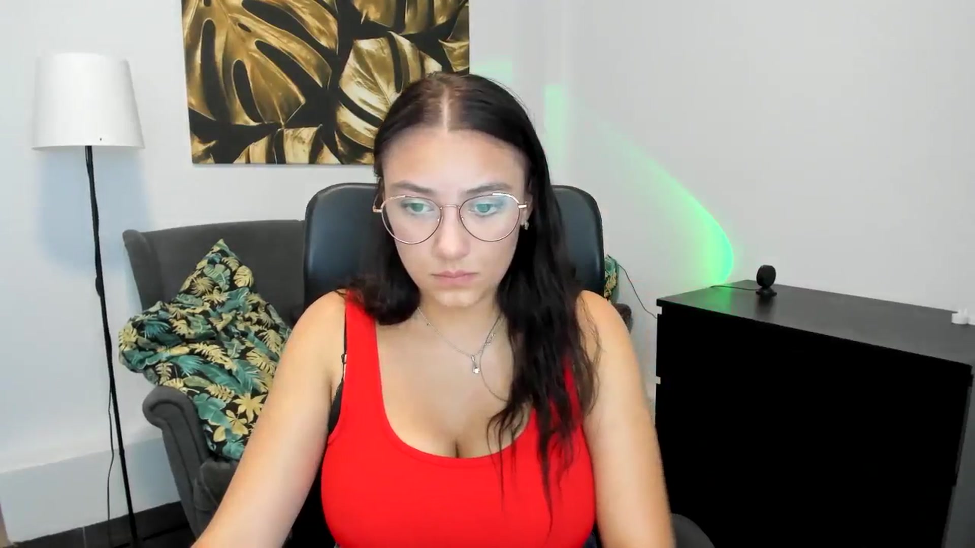 Gallery image thumbnail from SunfLowerr's myfreecams stream on, 09/07/2024, 16:00 image 18 of 20