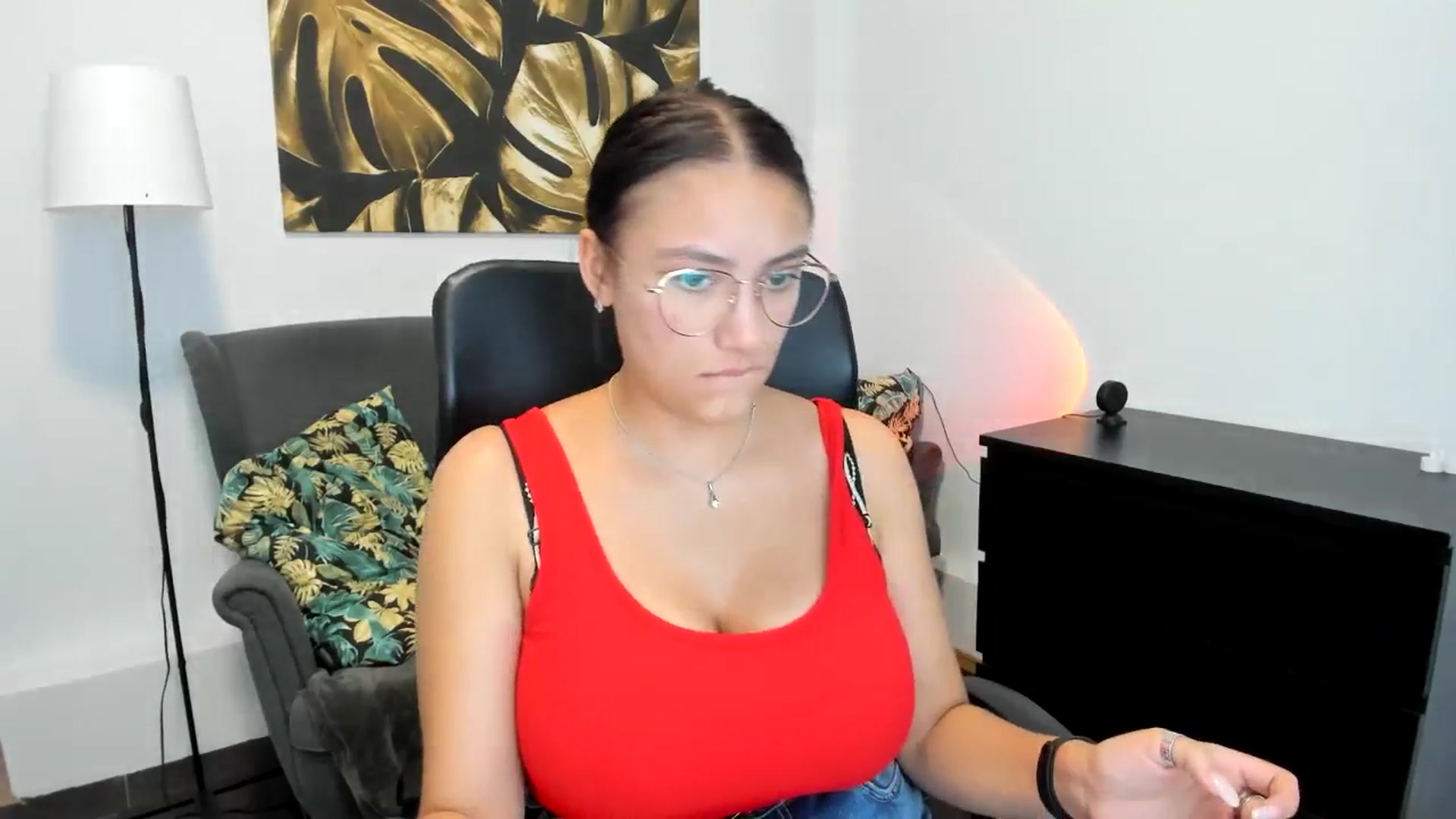 Gallery image thumbnail from SunfLowerr's myfreecams stream on, 09/07/2024, 20:04 image 17 of 20