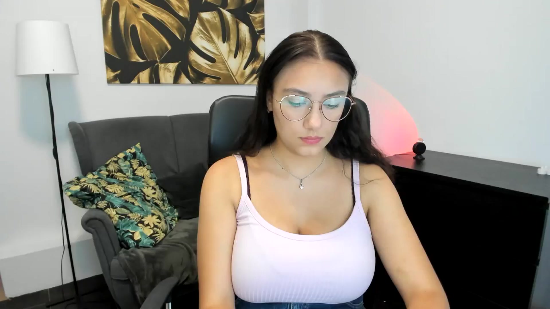 Gallery image thumbnail from SunfLowerr's myfreecams stream on, 09/09/2024, 10:20 image 1 of 20