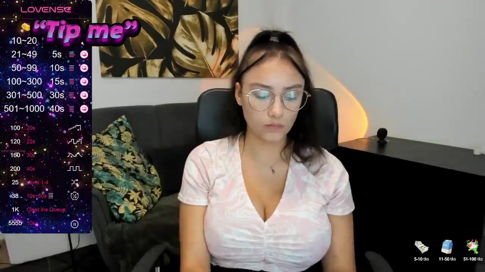 Gallery image thumbnail from SunfLowerr's myfreecams stream on, 09/11/2024, 15:47 image 19 of 20