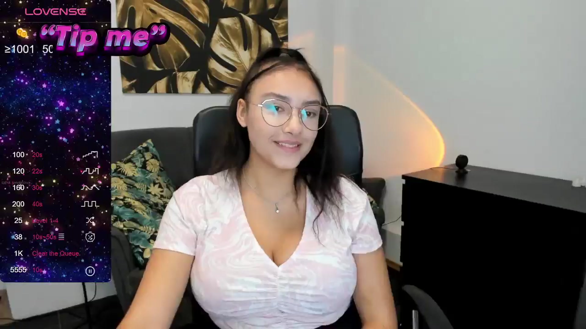 Gallery image thumbnail from SunfLowerr's myfreecams stream on, 09/11/2024, 15:47 image 5 of 20