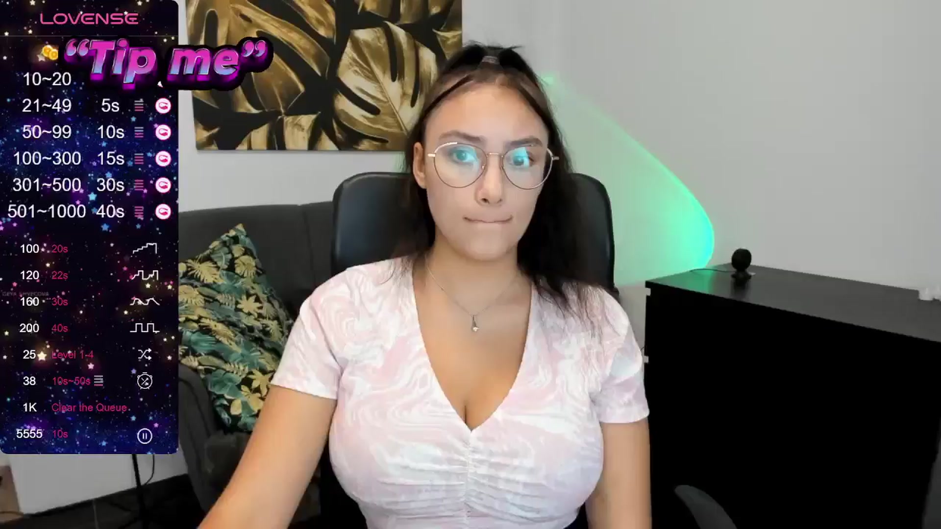 Gallery image thumbnail from SunfLowerr's myfreecams stream on, 09/11/2024, 15:47 image 11 of 20