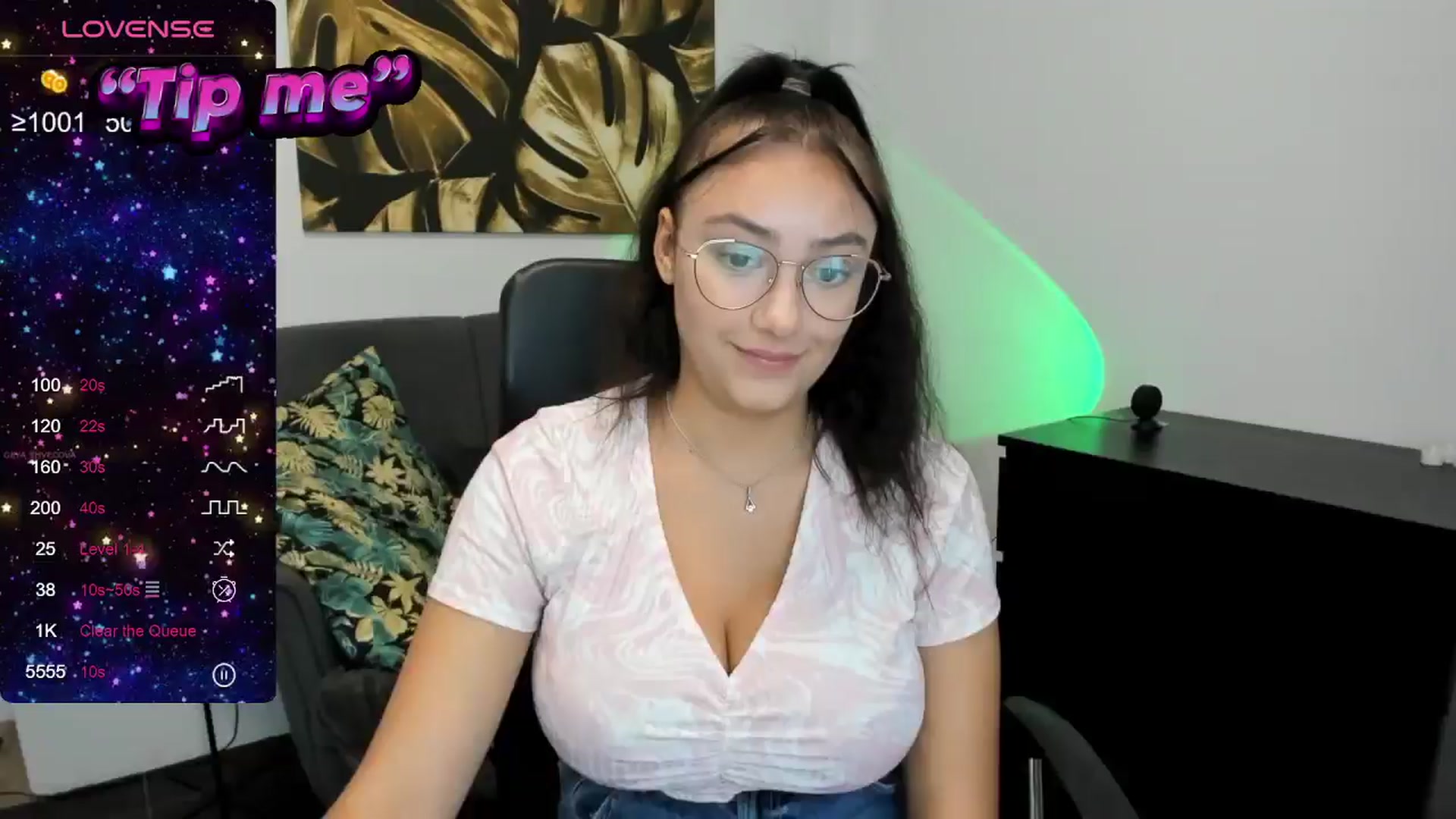 Gallery image thumbnail from SunfLowerr's myfreecams stream on, 09/11/2024, 16:43 image 4 of 20