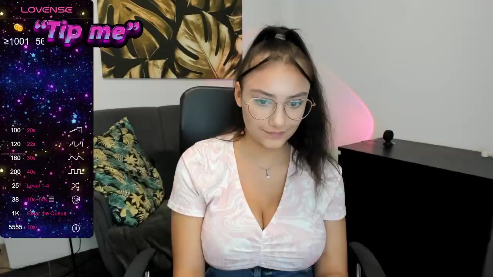 Gallery image thumbnail from SunfLowerr's myfreecams stream on, 09/11/2024, 16:43 image 10 of 20