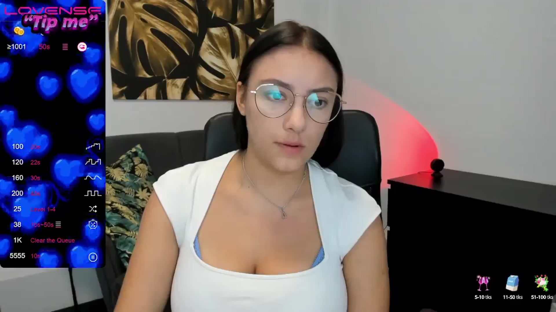 Gallery image thumbnail from SunfLowerr's myfreecams stream on, 09/12/2024, 14:41 image 17 of 20