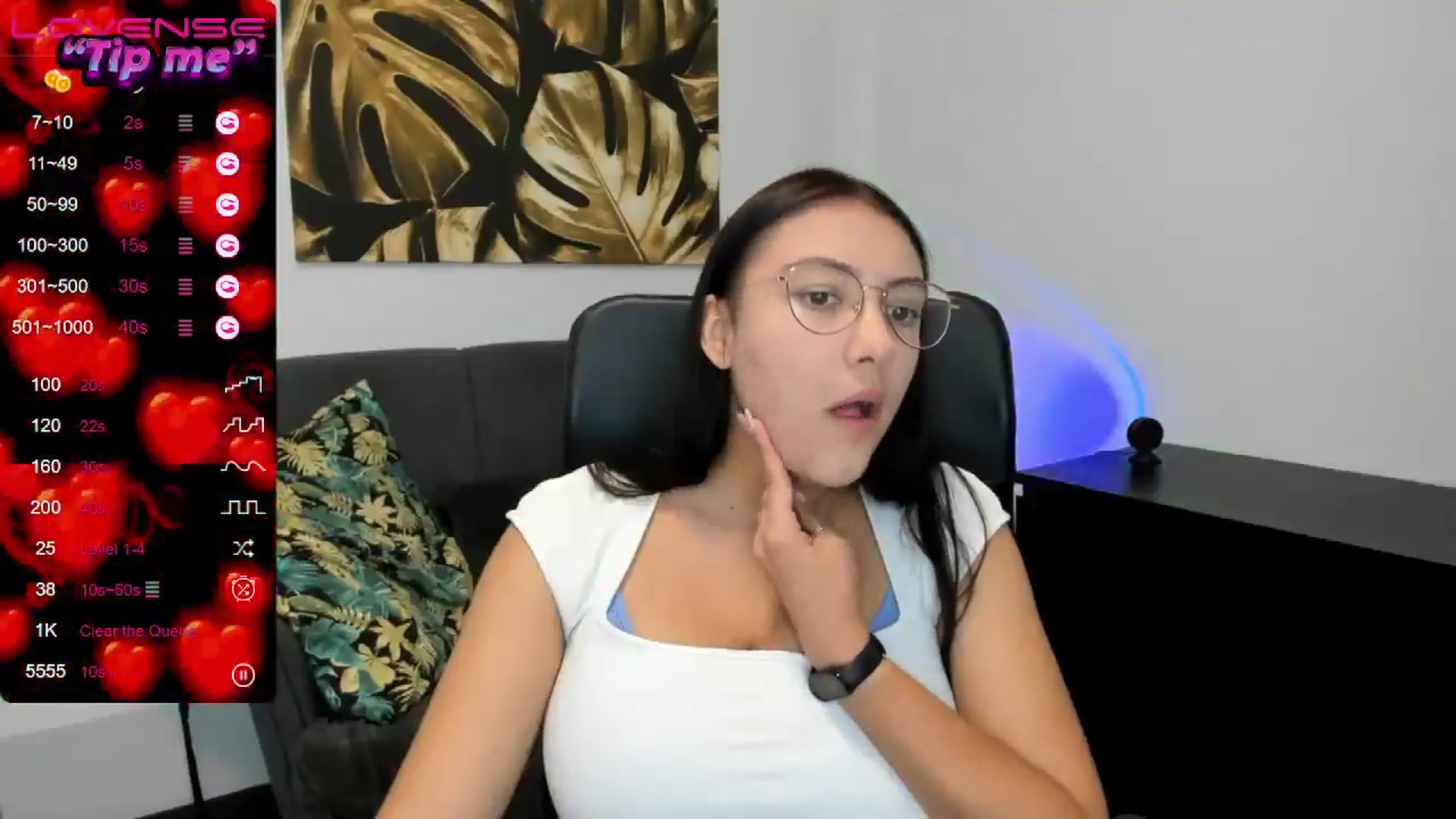 Gallery image thumbnail from SunfLowerr's myfreecams stream on, 09/12/2024, 14:41 image 12 of 20