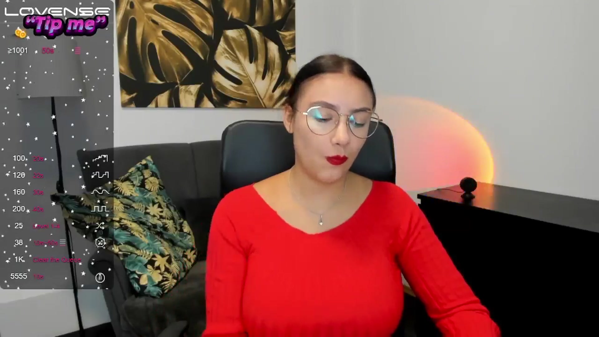 Gallery image thumbnail from SunfLowerr's myfreecams stream on, 09/12/2024, 17:35 image 4 of 20