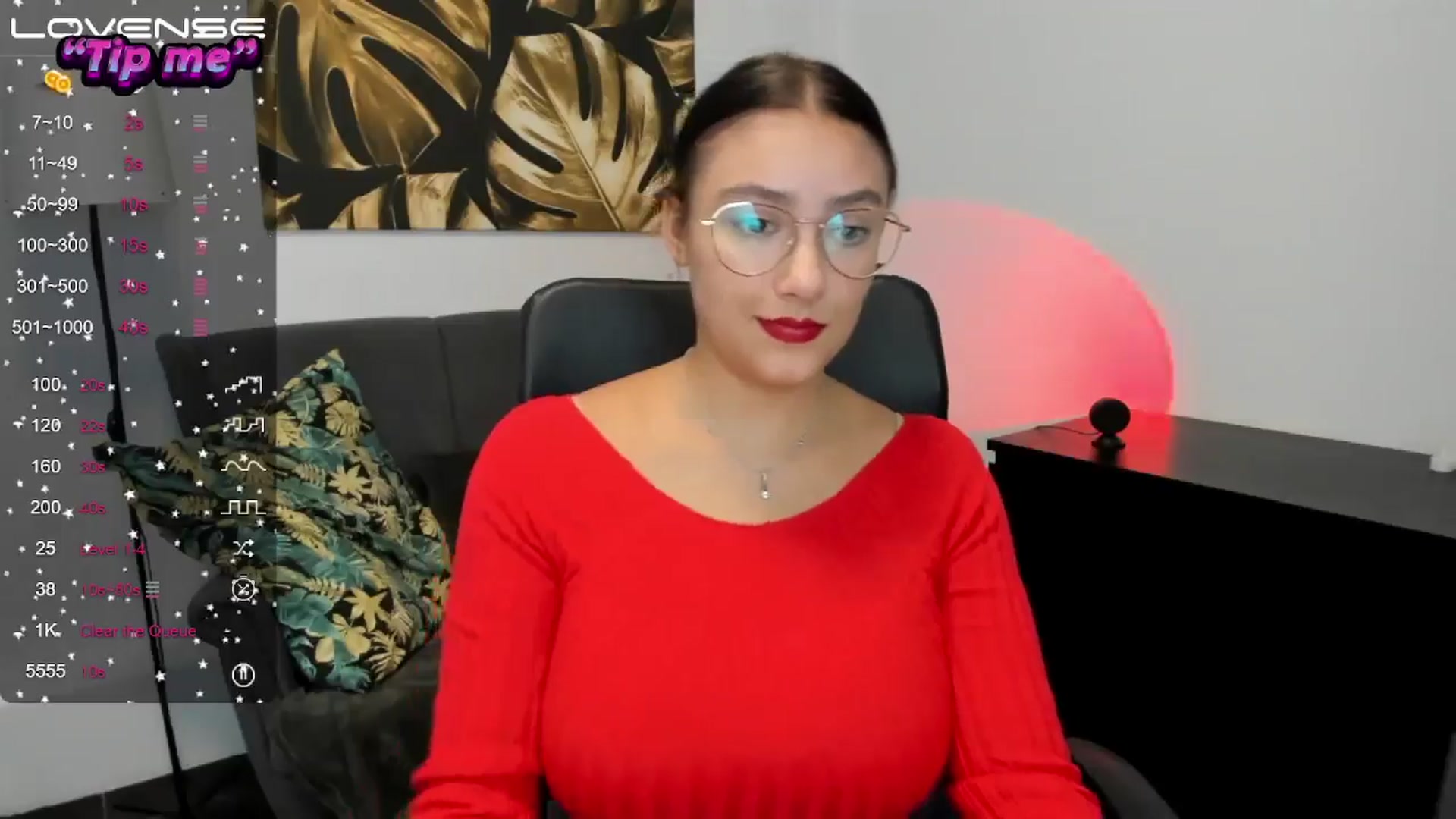 Gallery image thumbnail from SunfLowerr's myfreecams stream on, 09/12/2024, 17:35 image 9 of 20