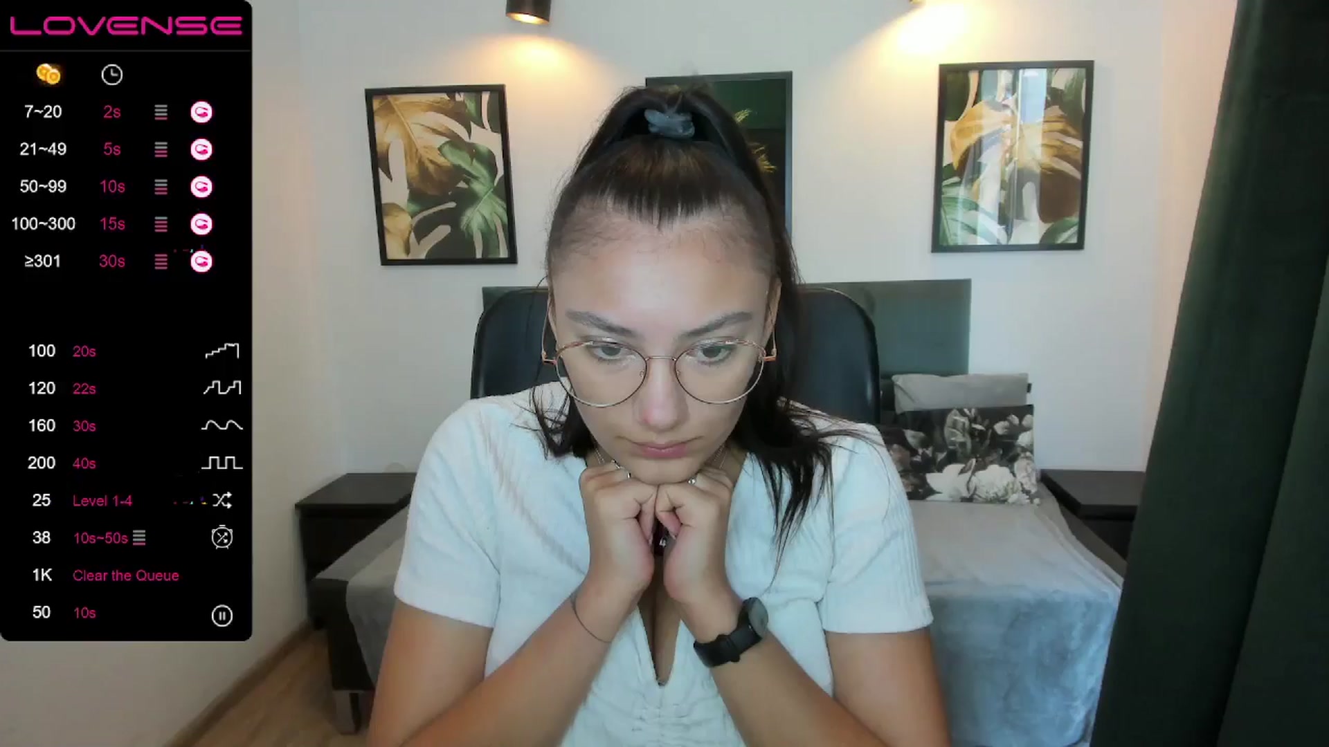 Gallery image thumbnail from SunfLowerr's myfreecams stream on, 09/14/2024, 16:02 image 4 of 20