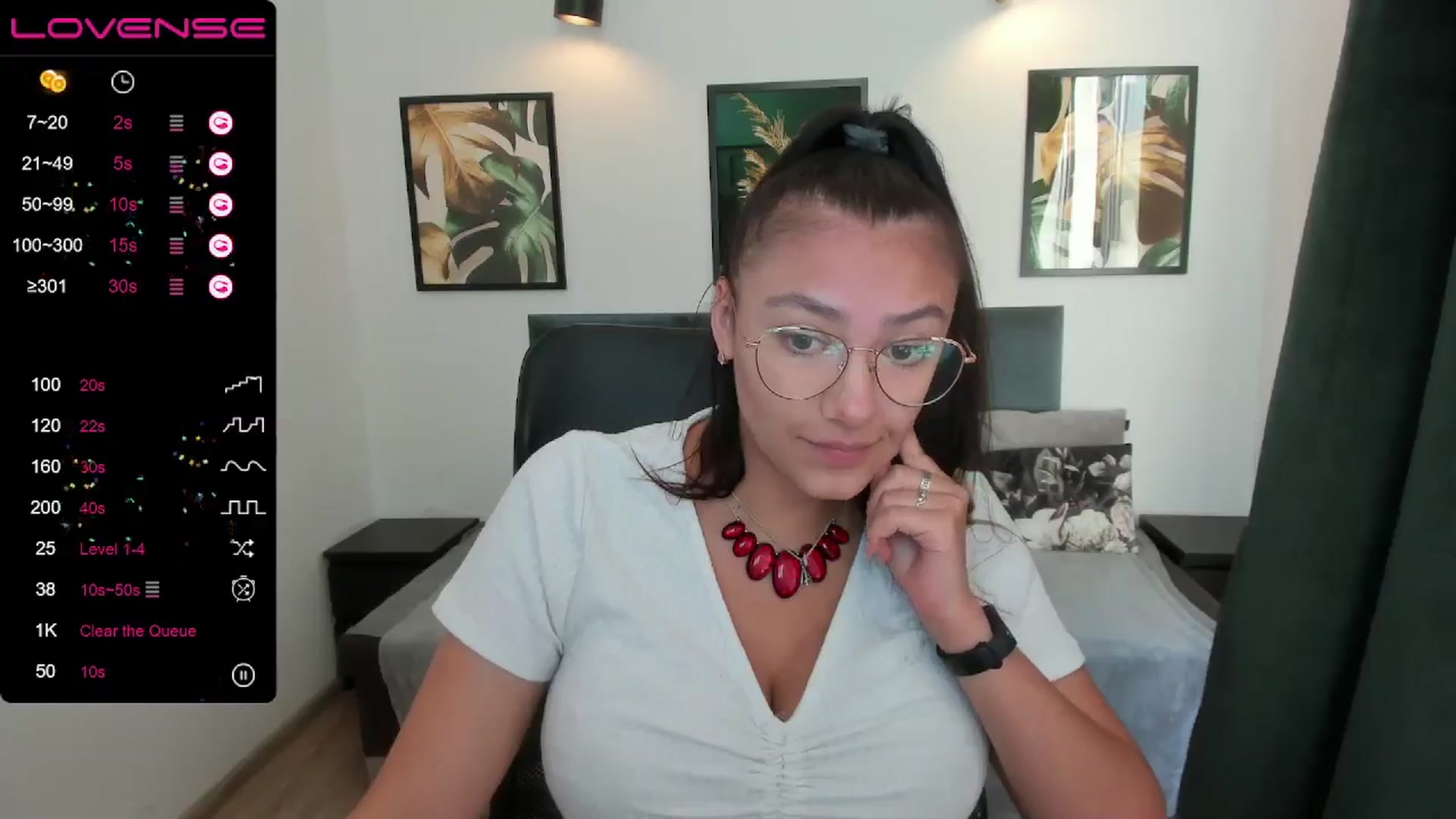 Gallery image thumbnail from SunfLowerr's myfreecams stream on, 09/14/2024, 16:02 image 15 of 20
