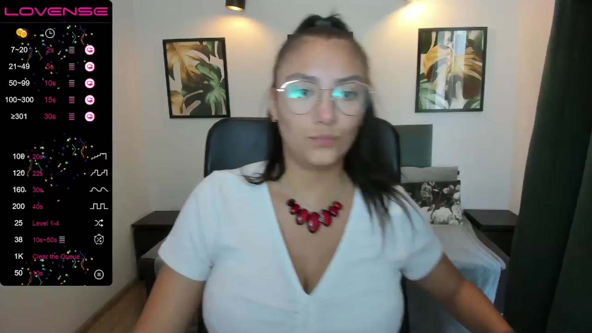 Gallery image thumbnail from SunfLowerr's myfreecams stream on, 09/14/2024, 16:02 image 5 of 20
