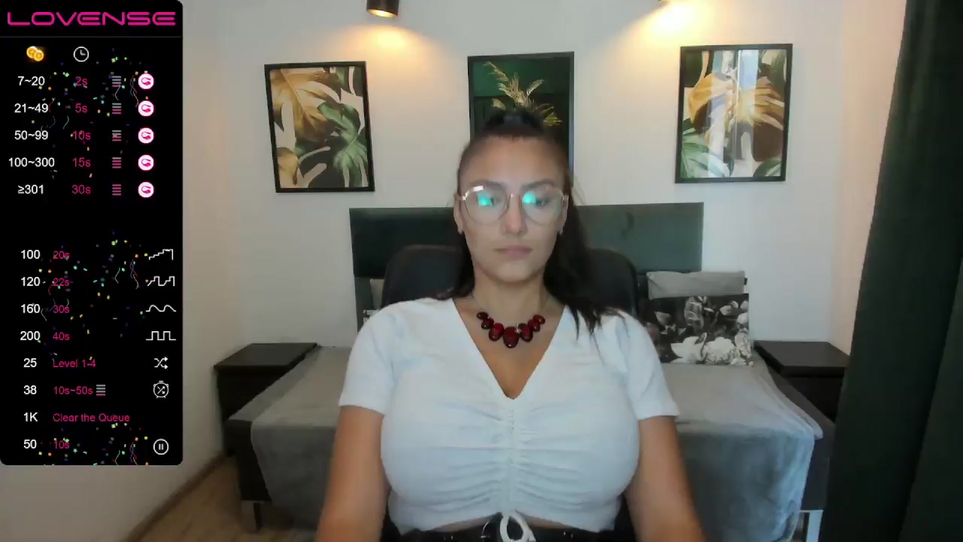 Gallery image thumbnail from SunfLowerr's myfreecams stream on, 09/14/2024, 16:02 image 3 of 20