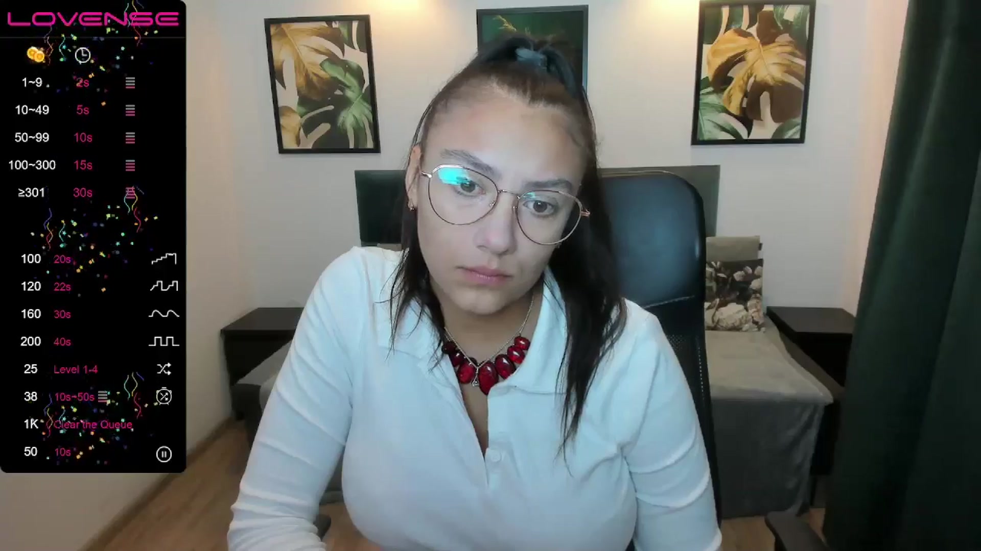 Gallery image thumbnail from SunfLowerr's myfreecams stream on, 09/14/2024, 18:55 image 6 of 20