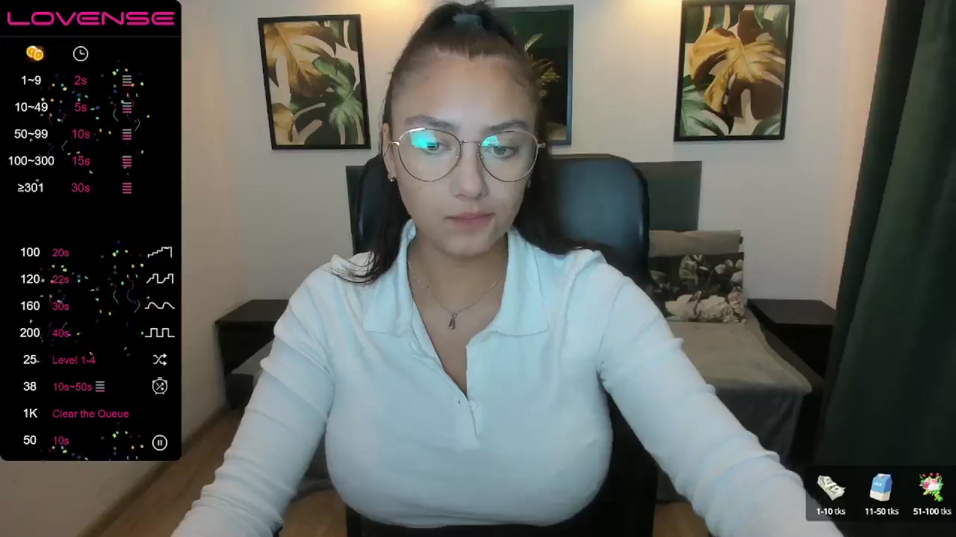 Gallery image thumbnail from SunfLowerr's myfreecams stream on, 09/14/2024, 18:55 image 20 of 20