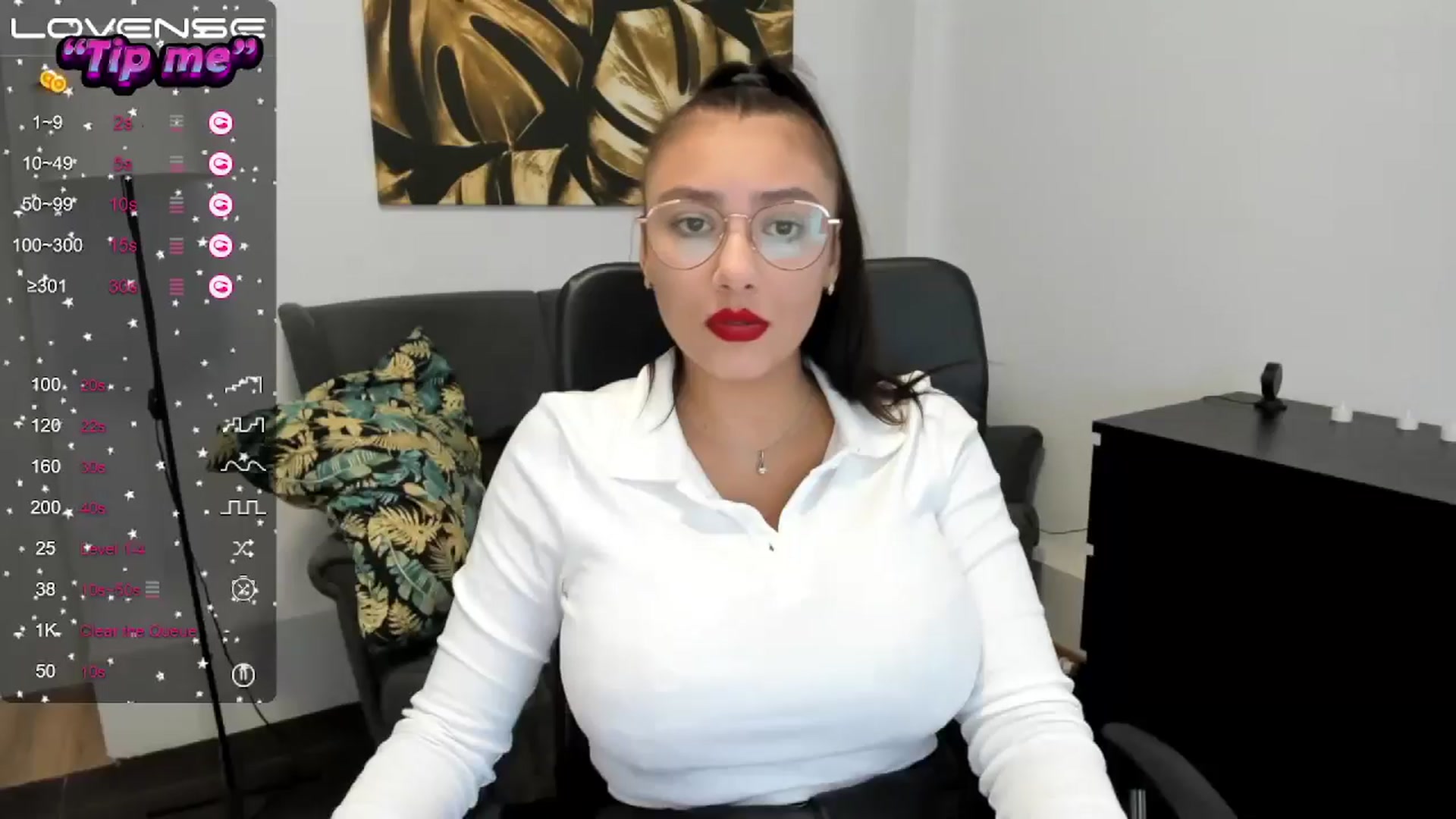 Gallery image thumbnail from SunfLowerr's myfreecams stream on, 09/14/2024, 20:43 image 4 of 20