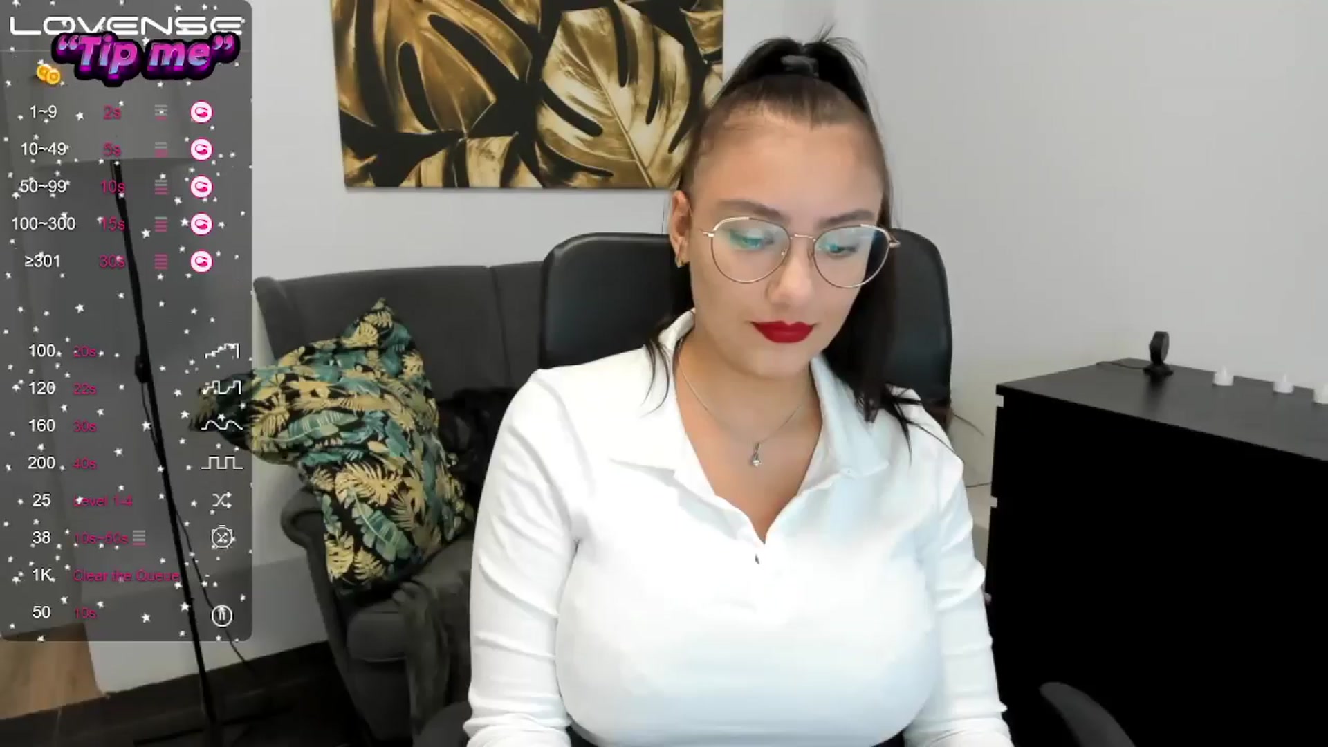 Gallery image thumbnail from SunfLowerr's myfreecams stream on, 09/14/2024, 20:43 image 2 of 20