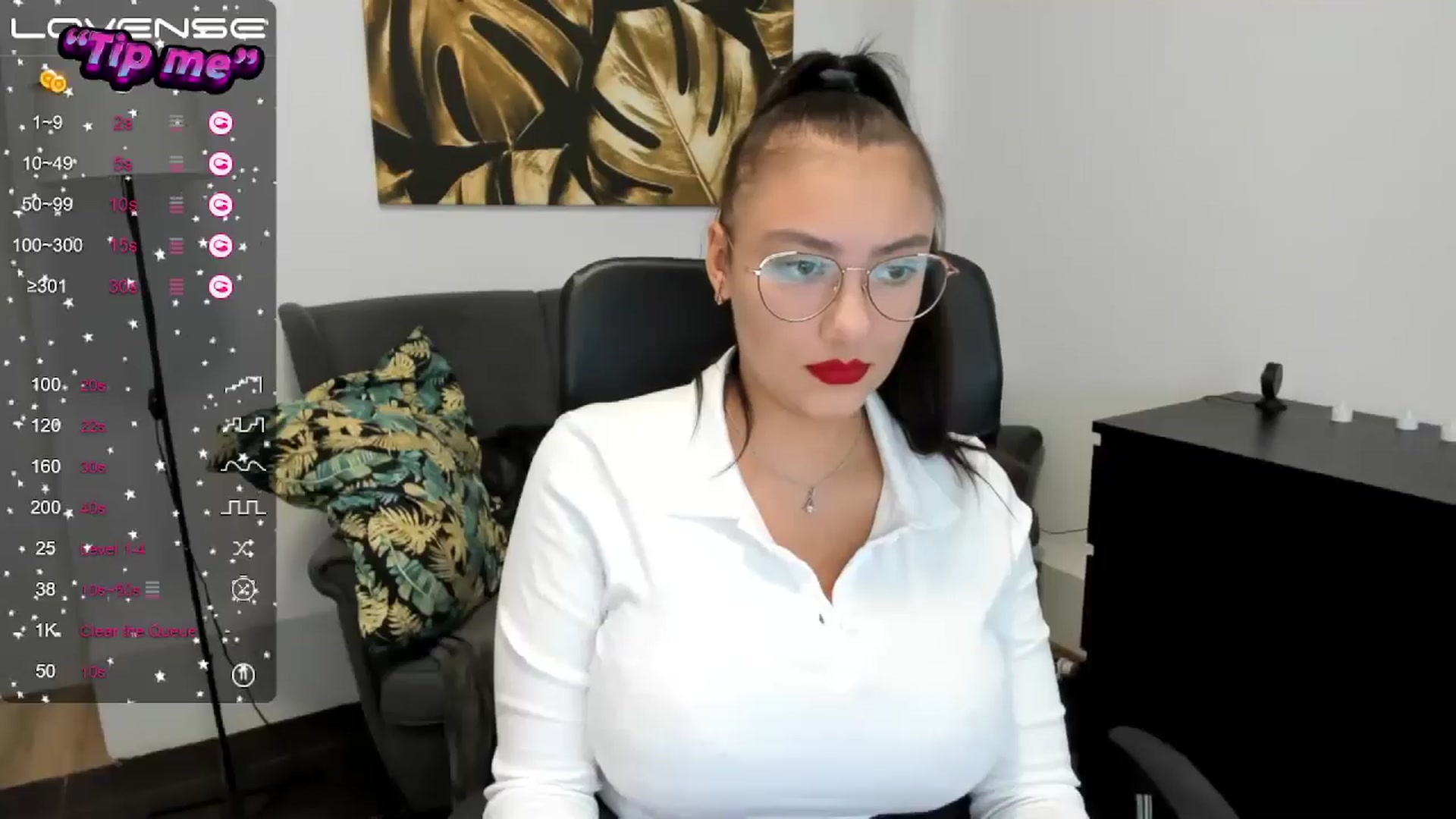 Gallery image thumbnail from SunfLowerr's myfreecams stream on, 09/14/2024, 20:43 image 8 of 20