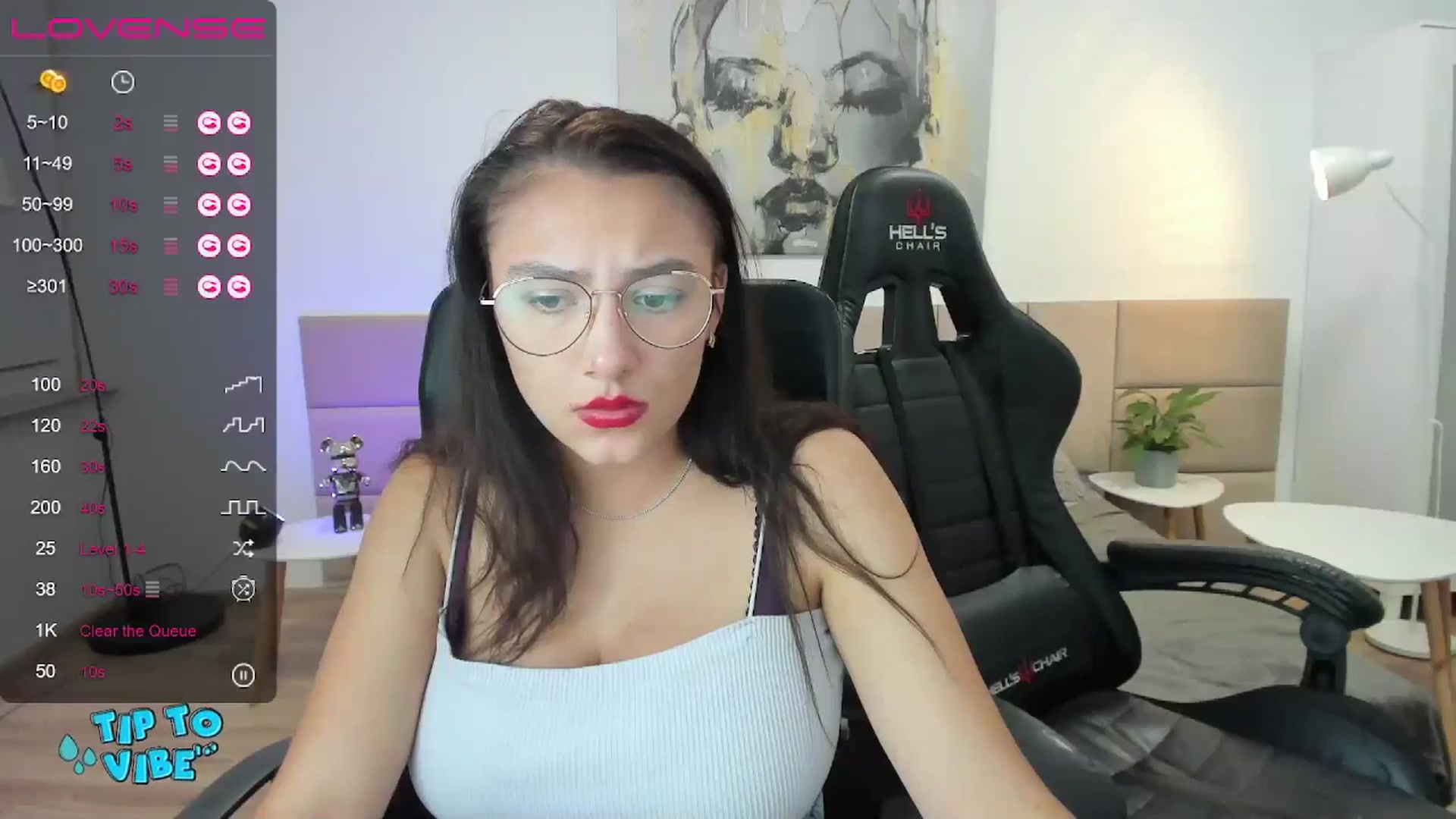 Gallery image thumbnail from SunfLowerr's myfreecams stream on, 09/16/2024, 17:19 image 17 of 20