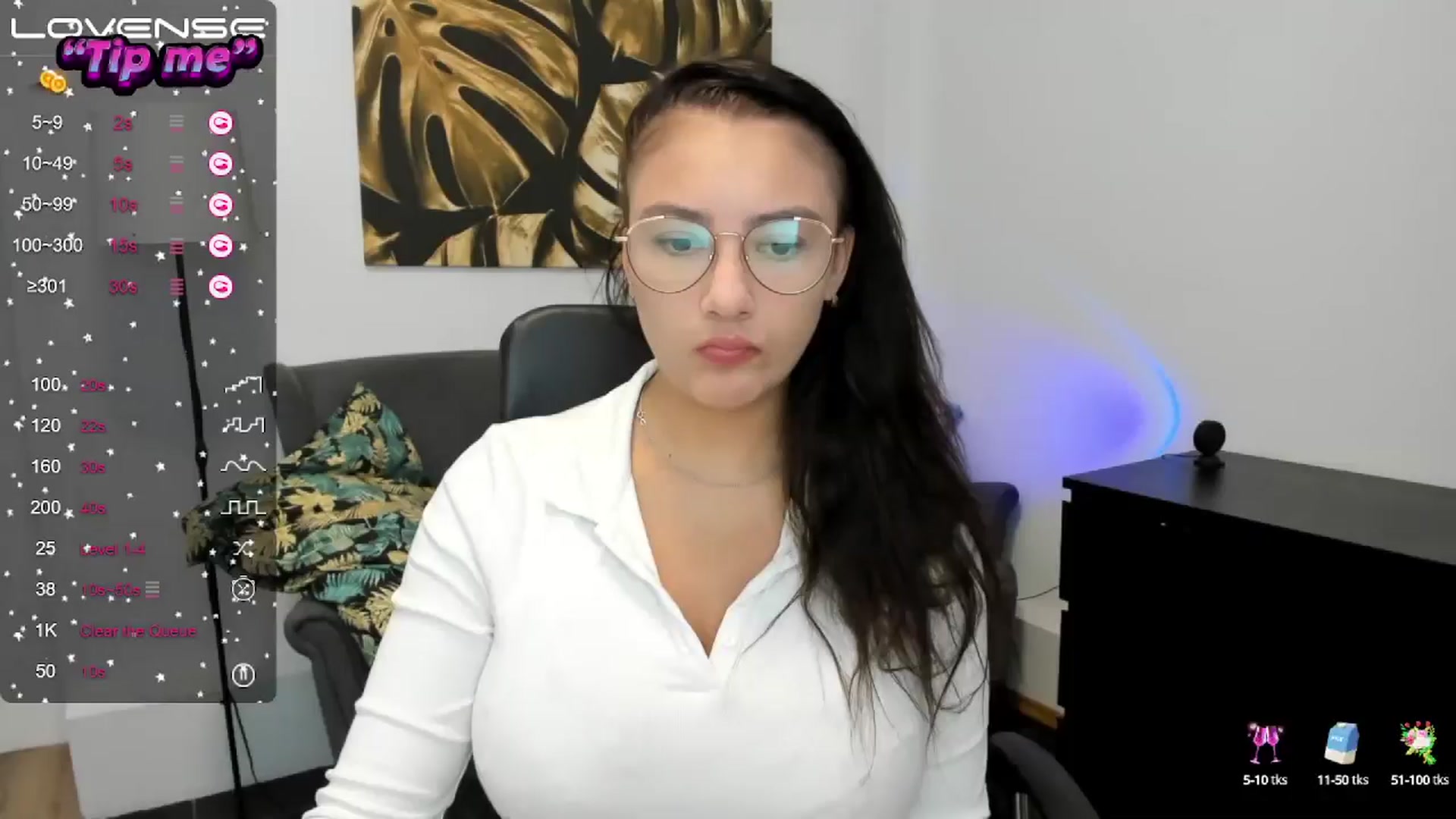 Gallery image thumbnail from SunfLowerr's myfreecams stream on, 09/20/2024, 14:10 image 1 of 20