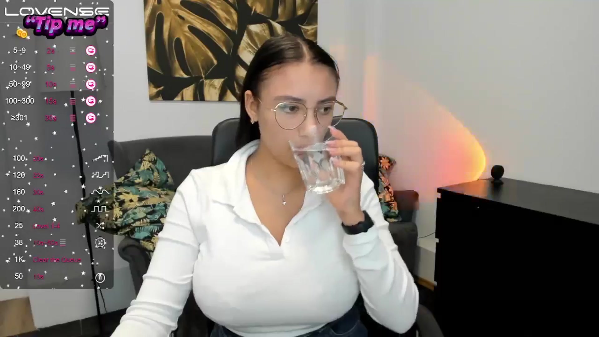 Gallery image thumbnail from SunfLowerr's myfreecams stream on, 09/20/2024, 16:01 image 17 of 20