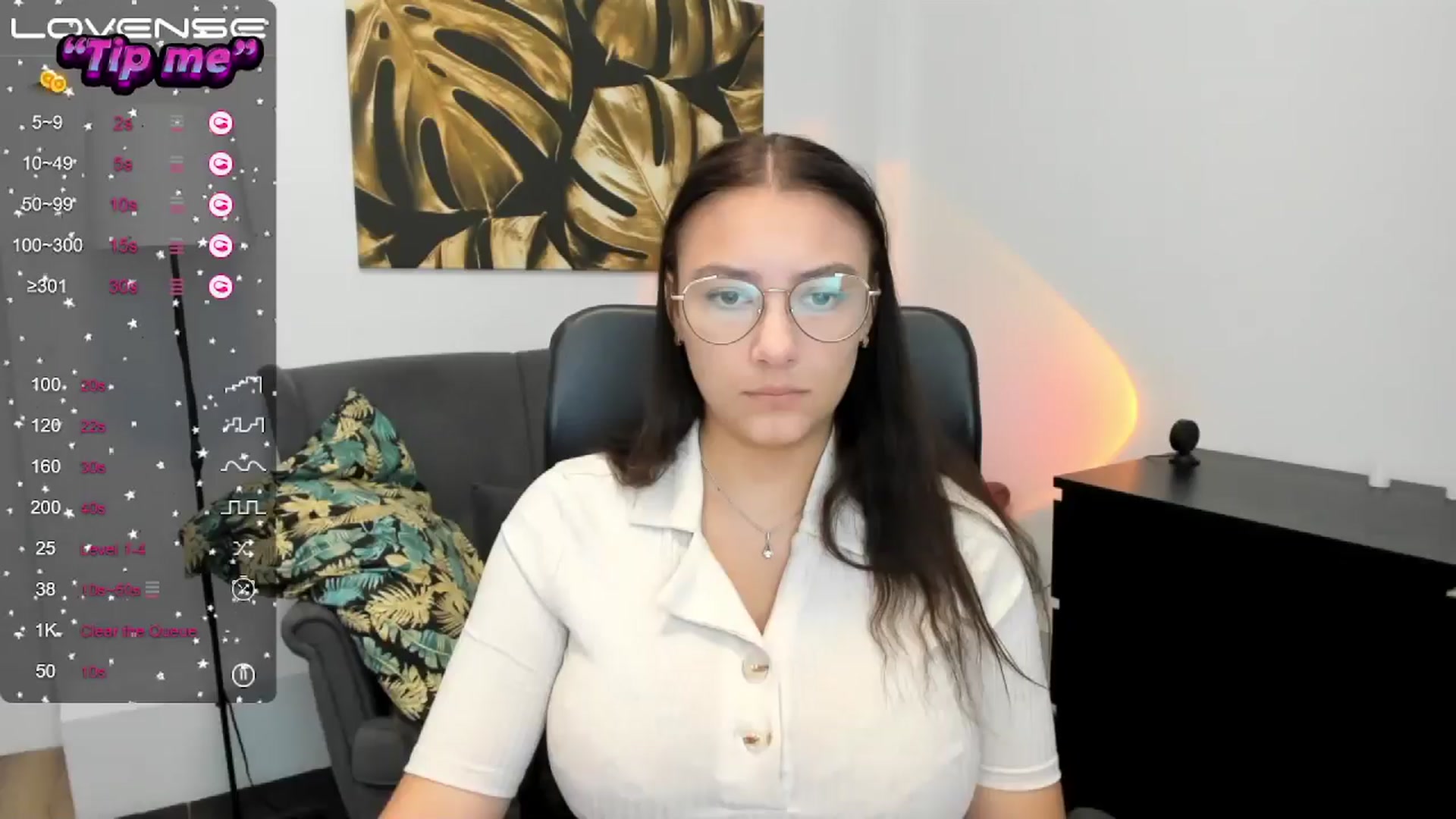 Gallery image thumbnail from SunfLowerr's myfreecams stream on, 09/21/2024, 13:50 image 12 of 20