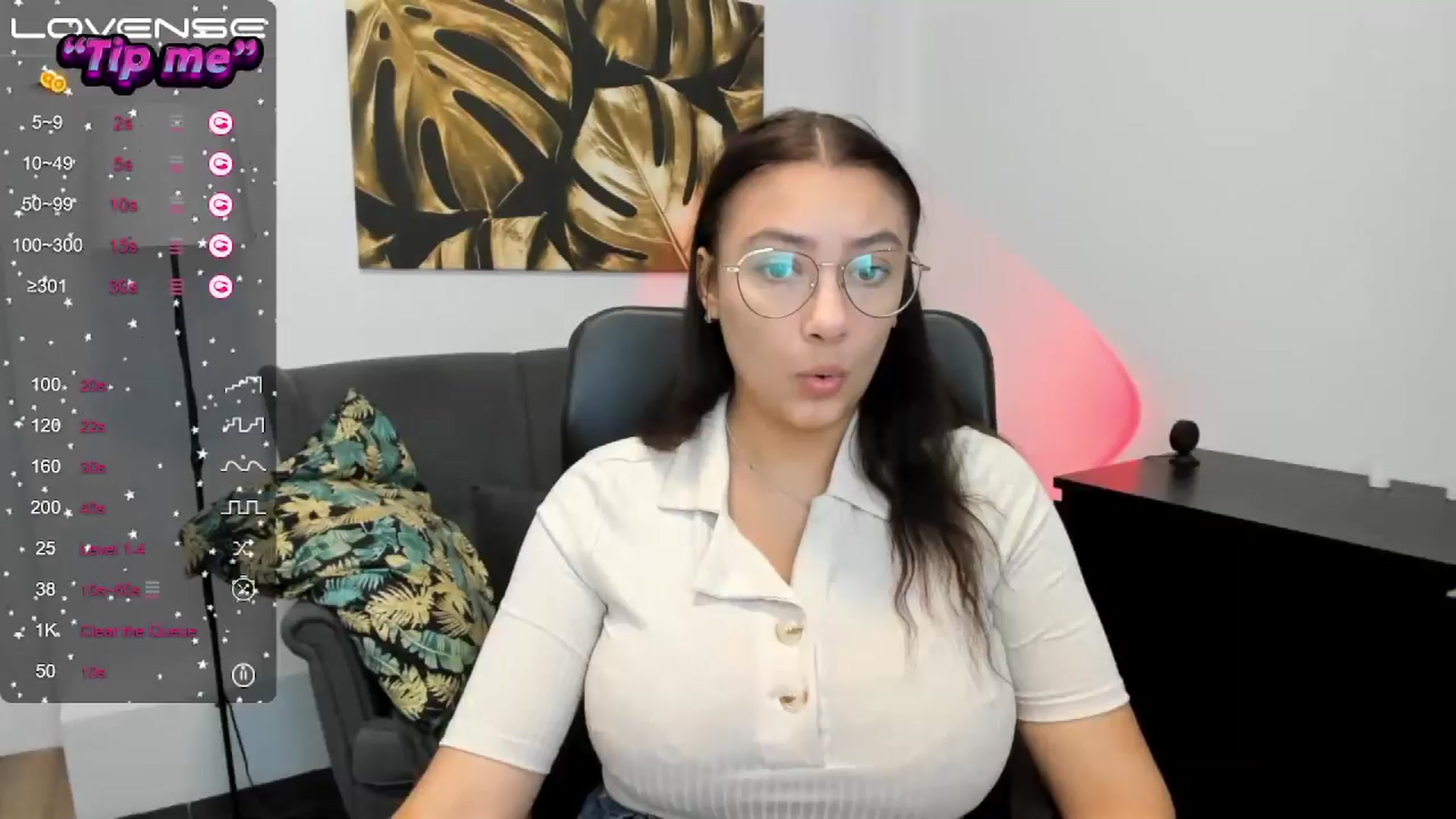Gallery image thumbnail from SunfLowerr's myfreecams stream on, 09/21/2024, 13:50 image 1 of 20