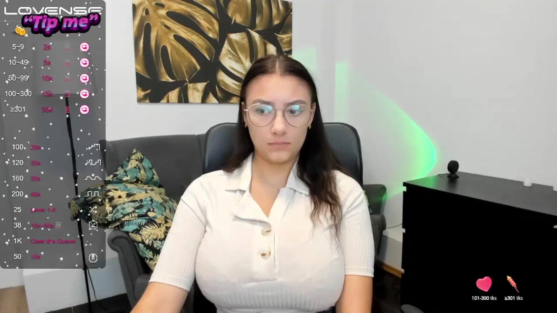 Gallery image thumbnail from SunfLowerr's myfreecams stream on, 09/21/2024, 13:50 image 3 of 20