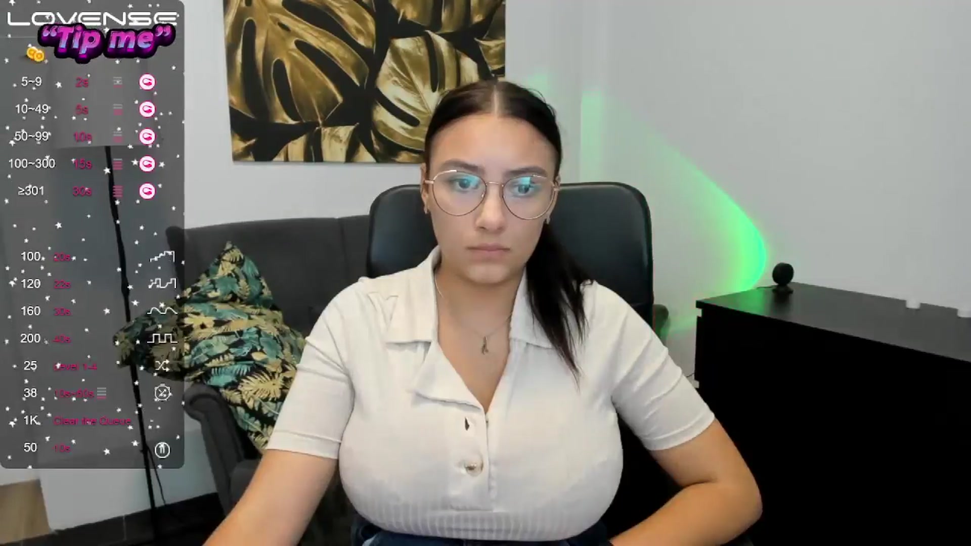 Gallery image thumbnail from SunfLowerr's myfreecams stream on, 09/21/2024, 17:02 image 14 of 20